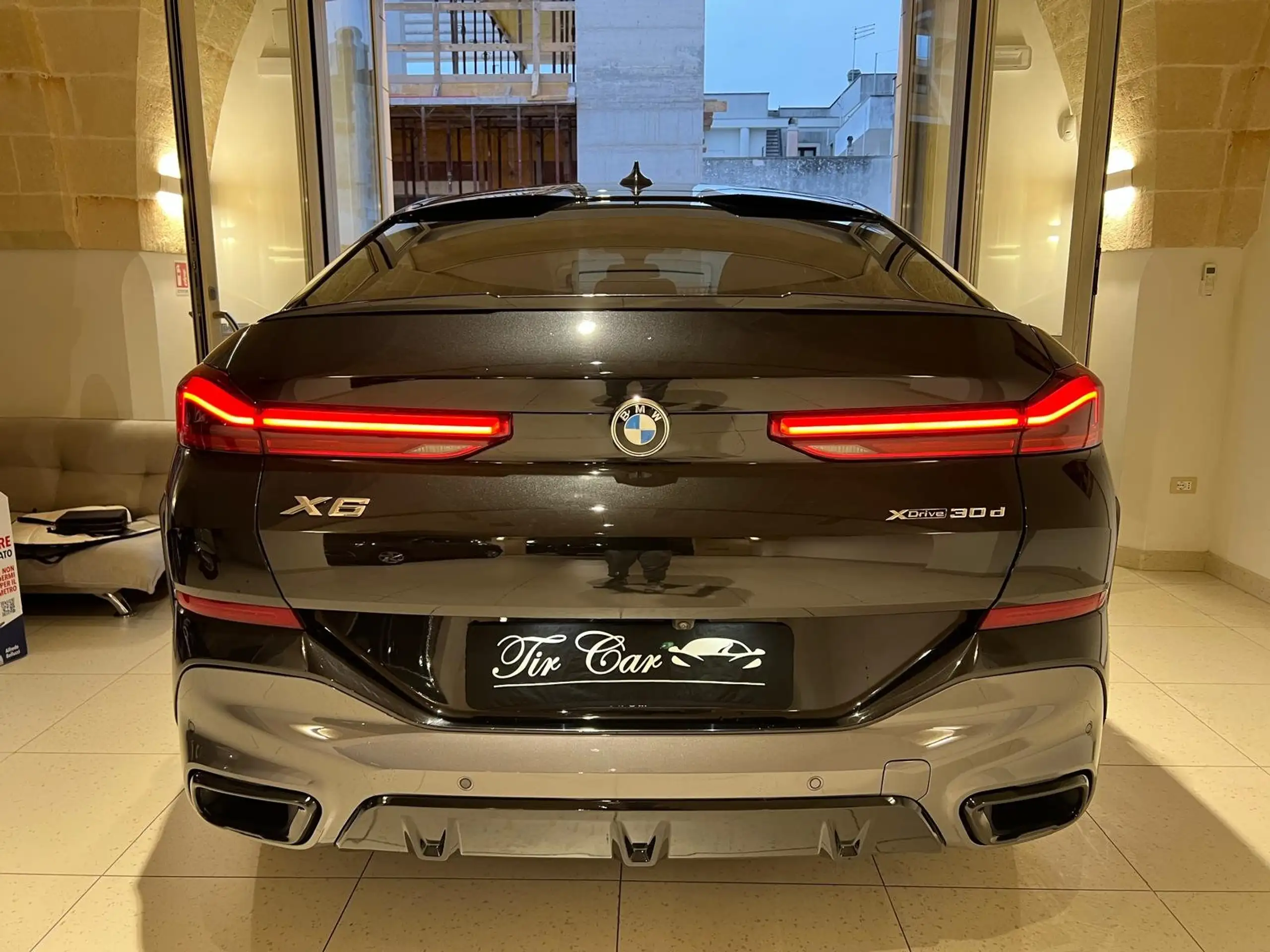 BMW - X6