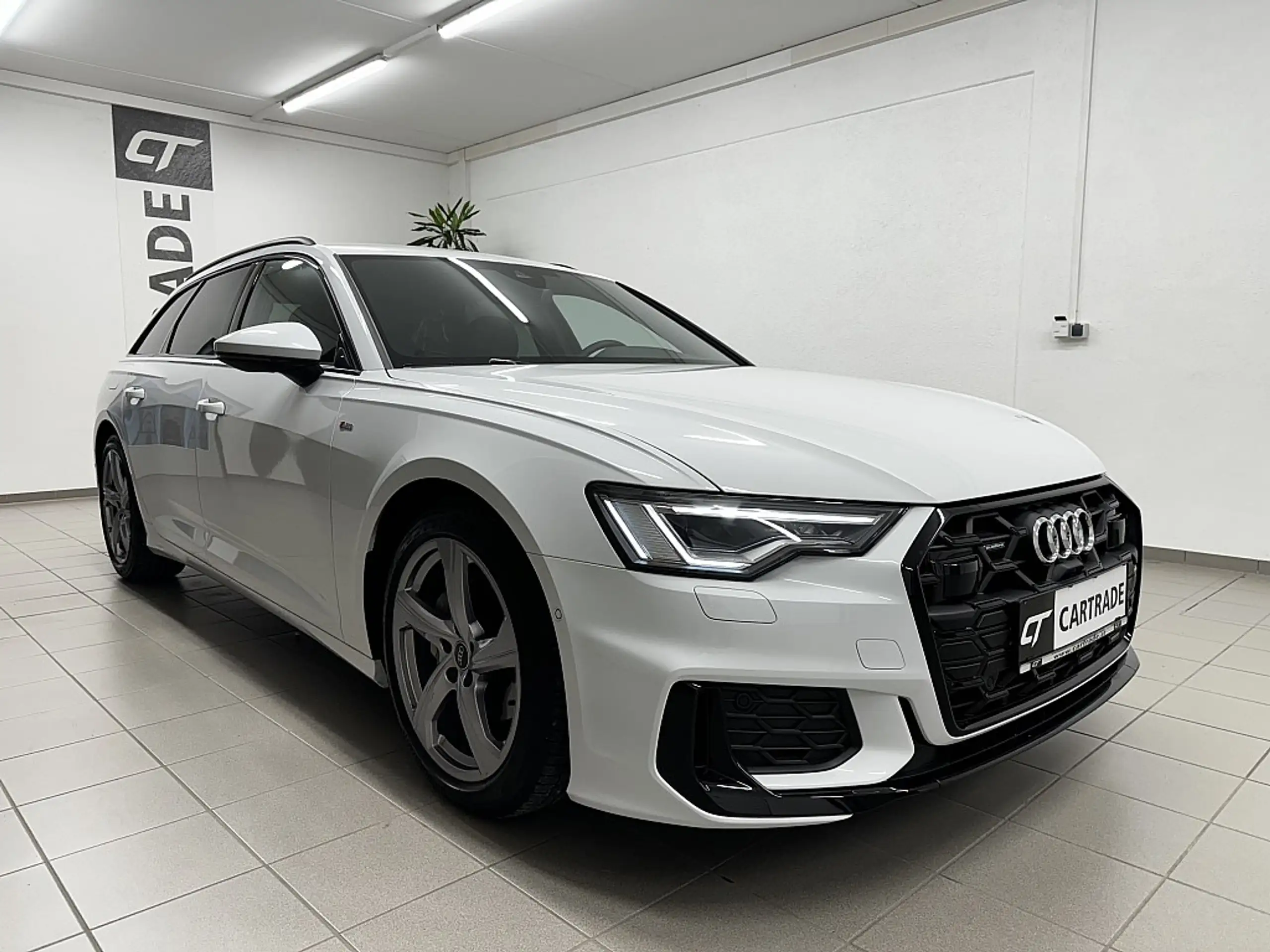 Audi - A6