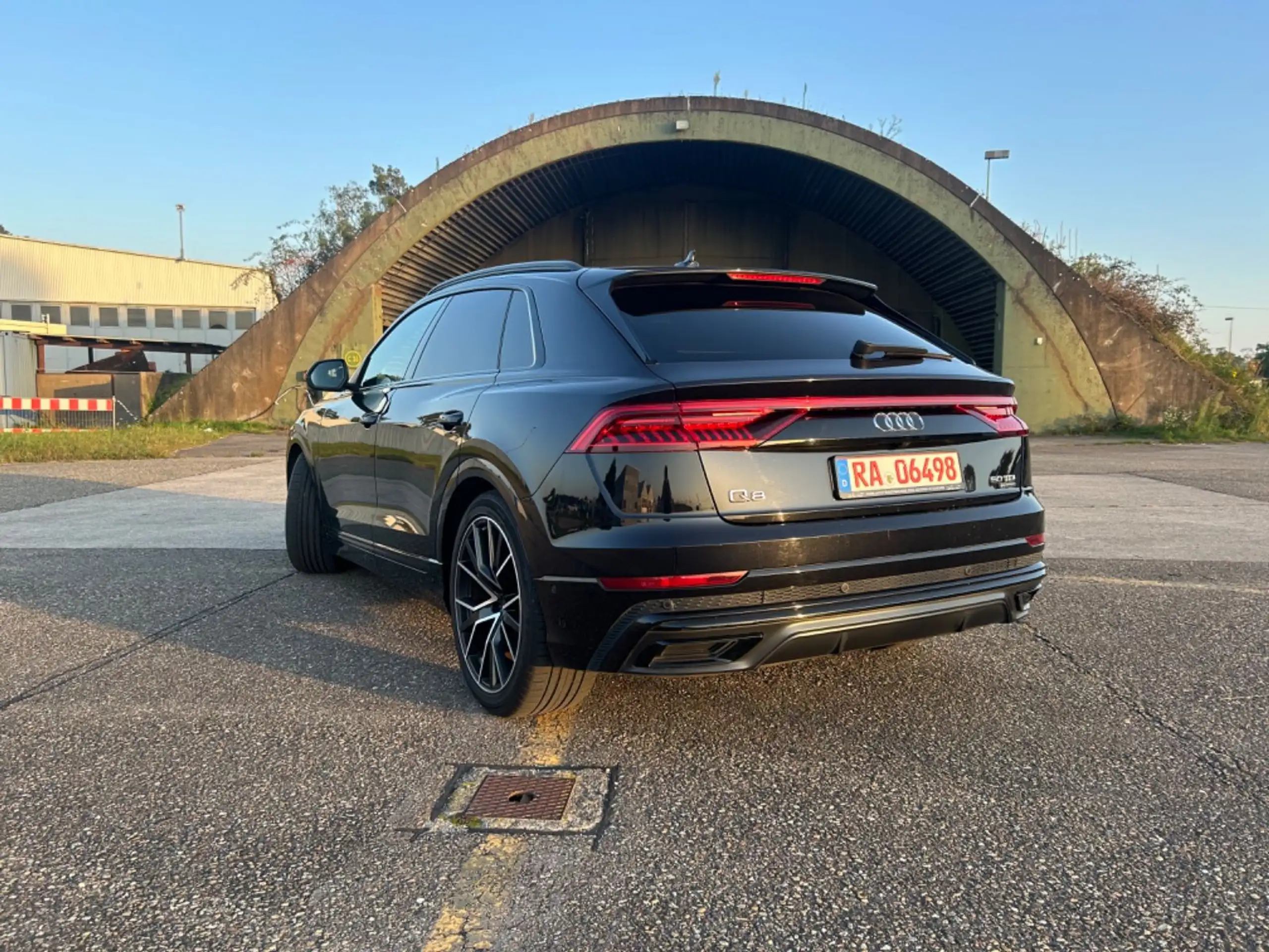 Audi - Q8