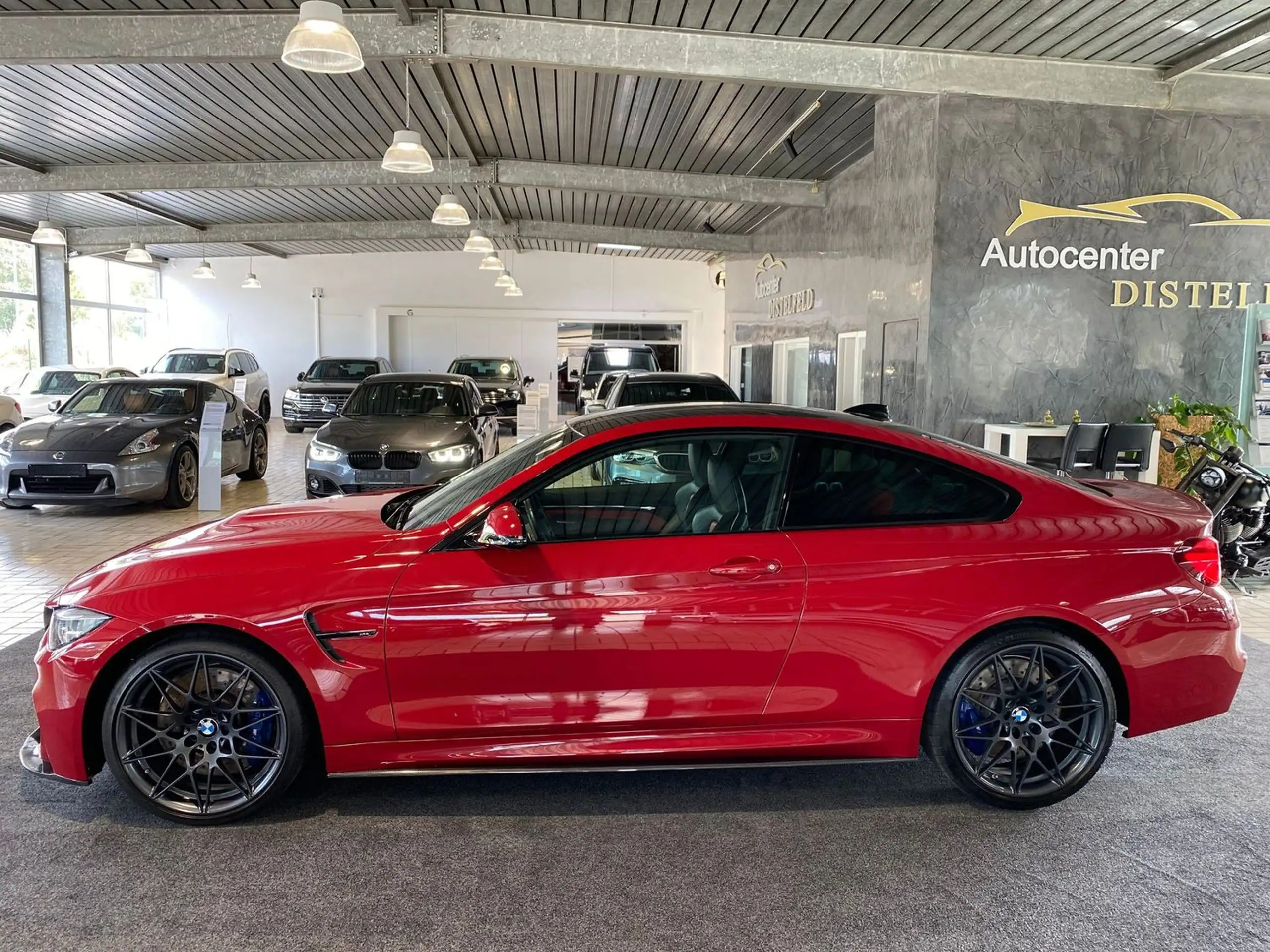 BMW - M4