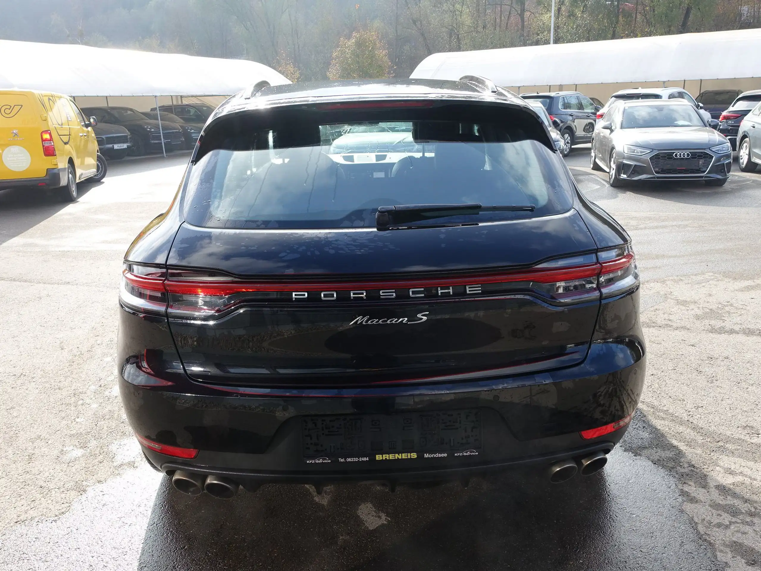 Porsche - Macan