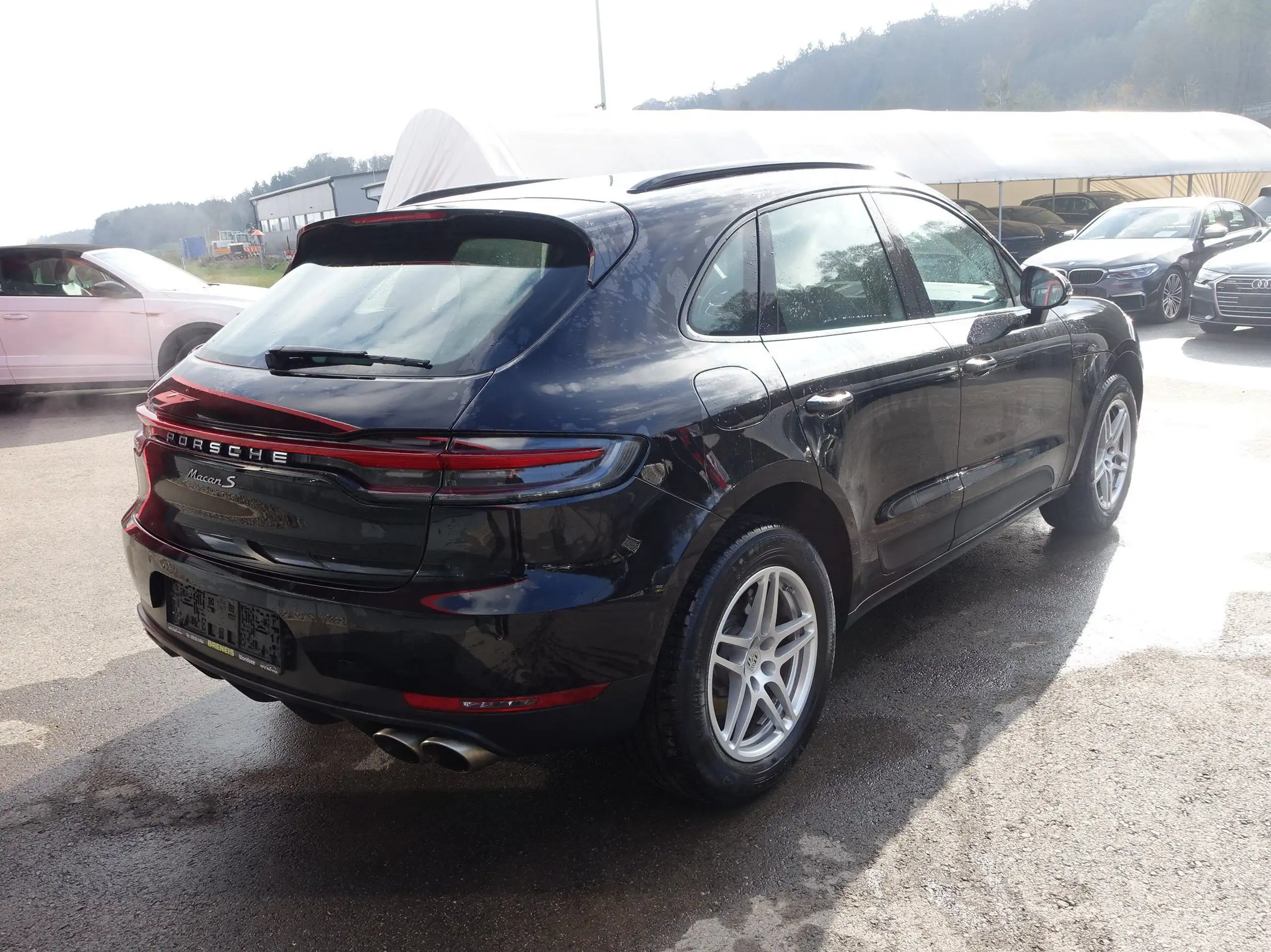 Porsche - Macan