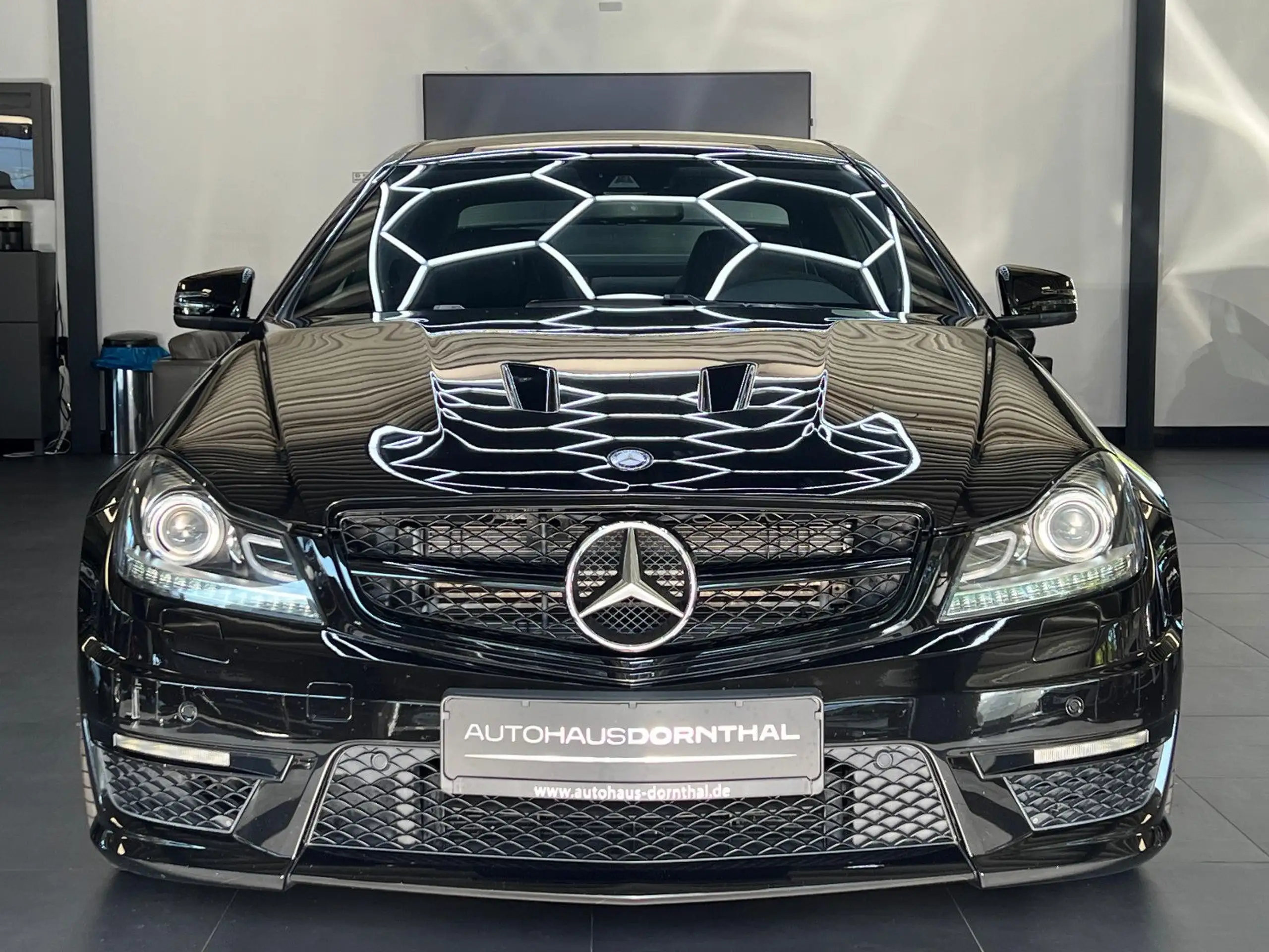 Mercedes-Benz - C 63 AMG