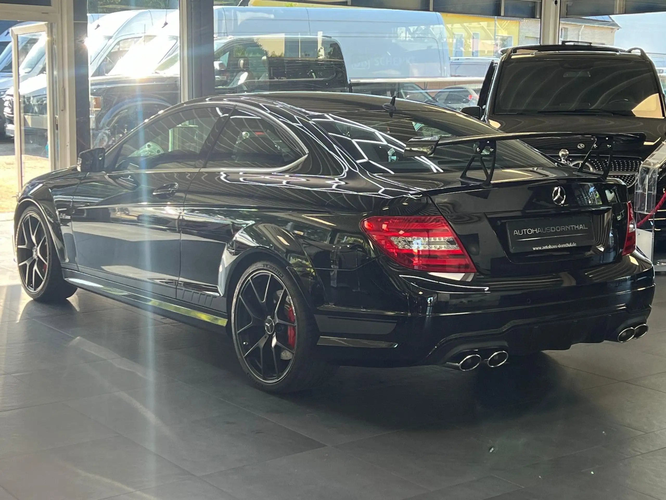 Mercedes-Benz - C 63 AMG