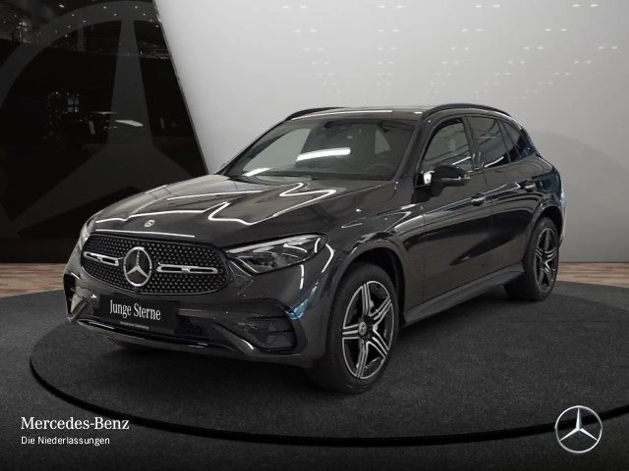 Mercedes-Benz - GLC 300