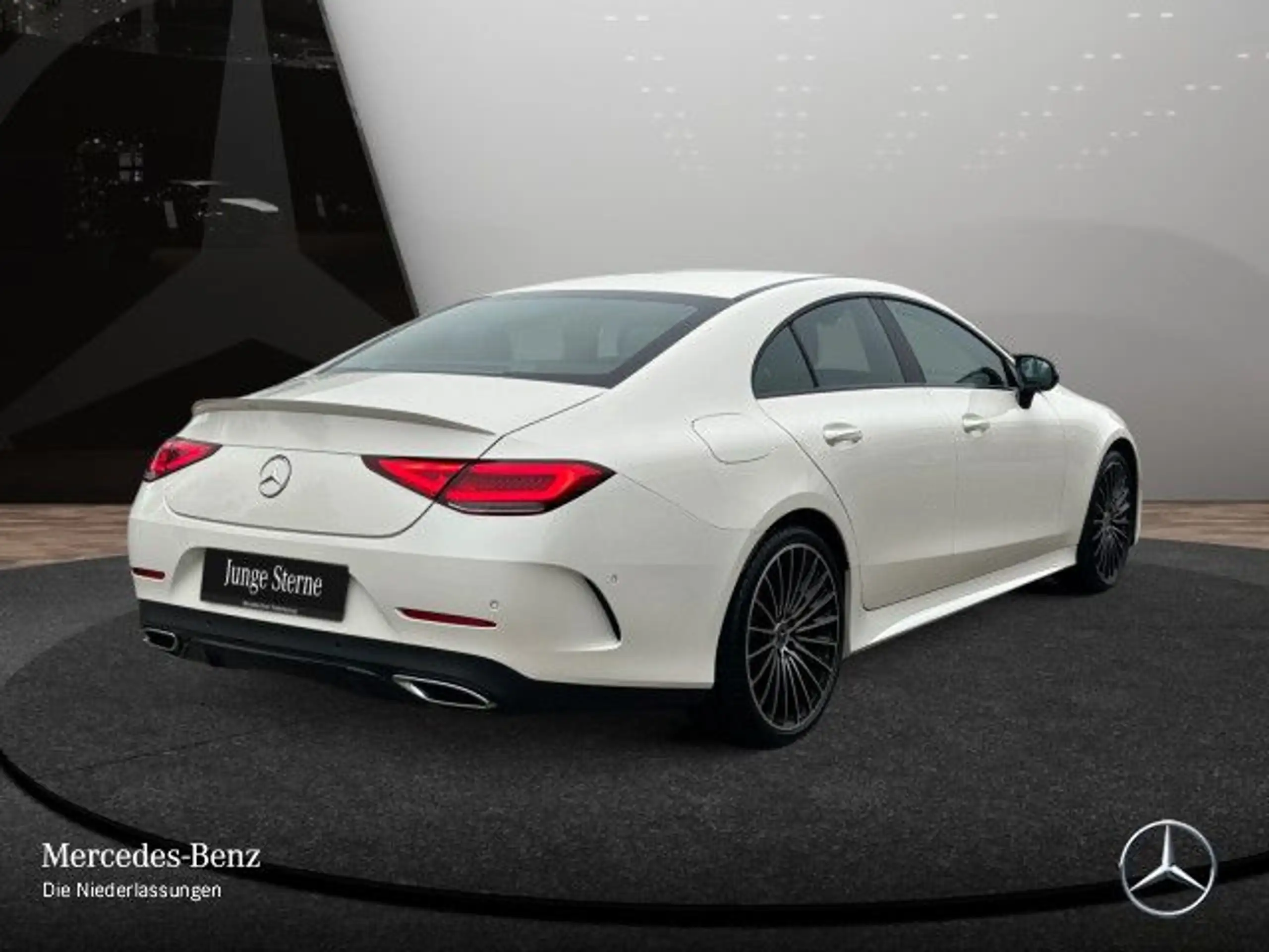 Mercedes-Benz - CLS 400