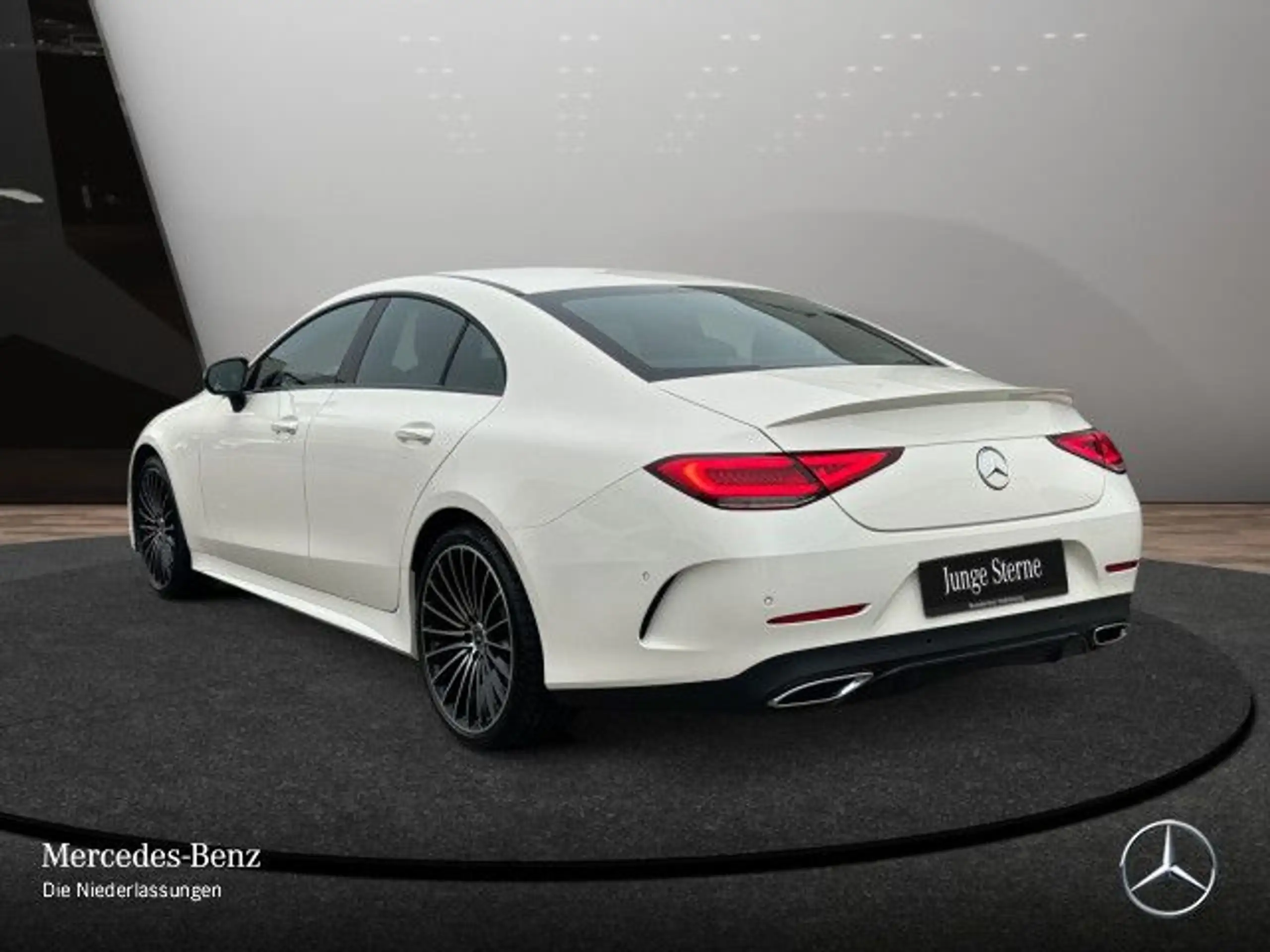 Mercedes-Benz - CLS 400