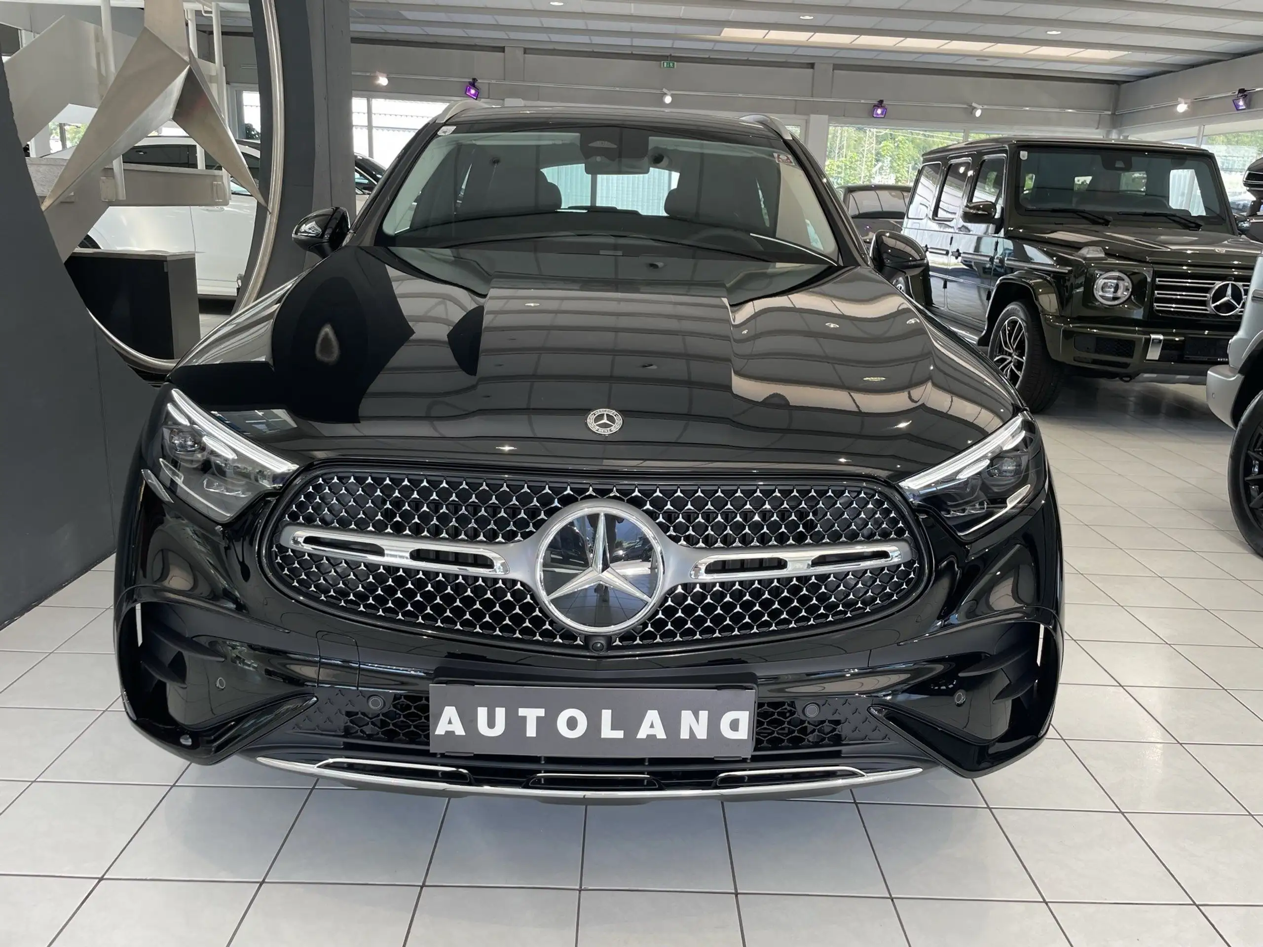 Mercedes-Benz - GLC 220