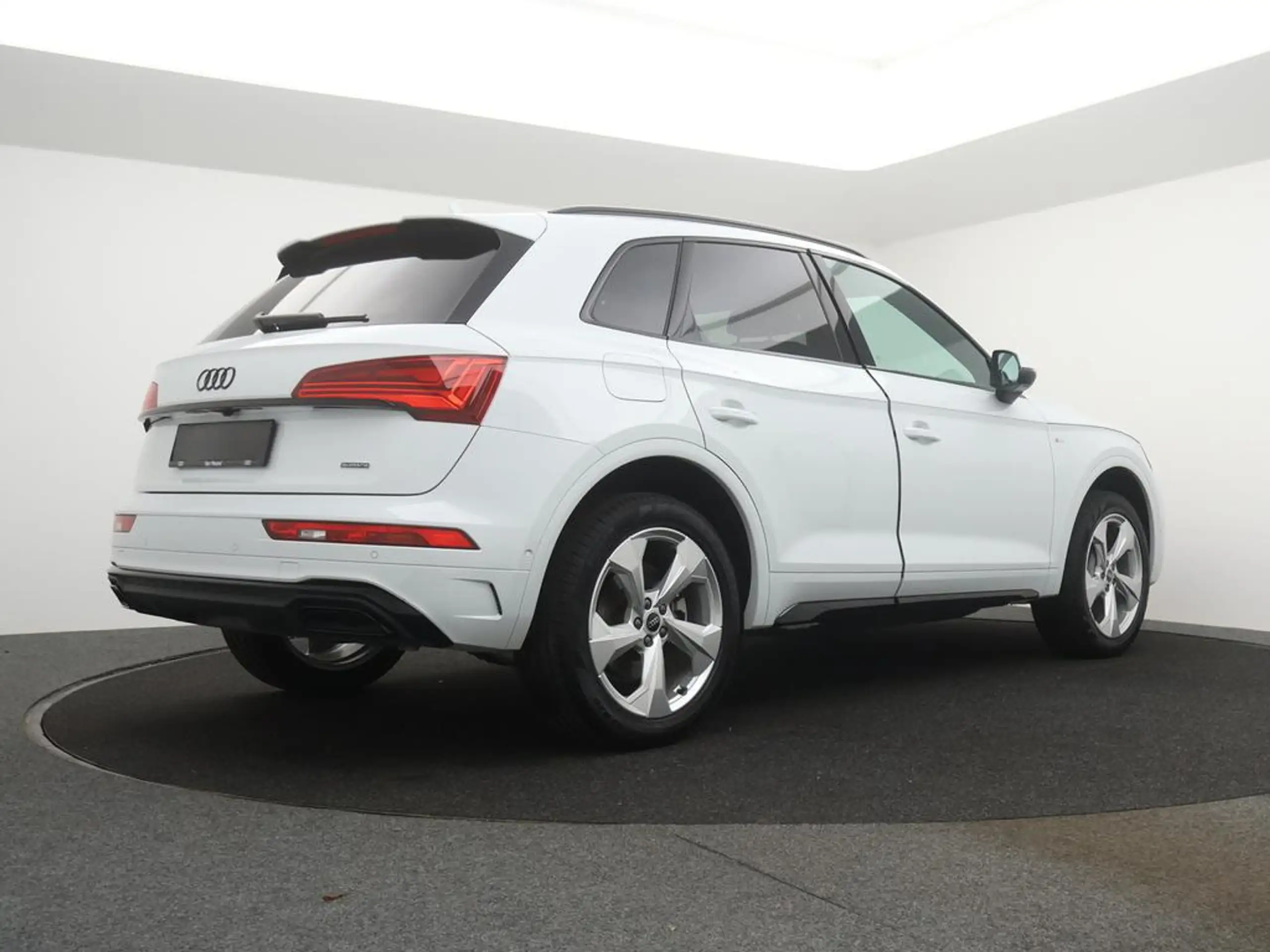 Audi - Q5