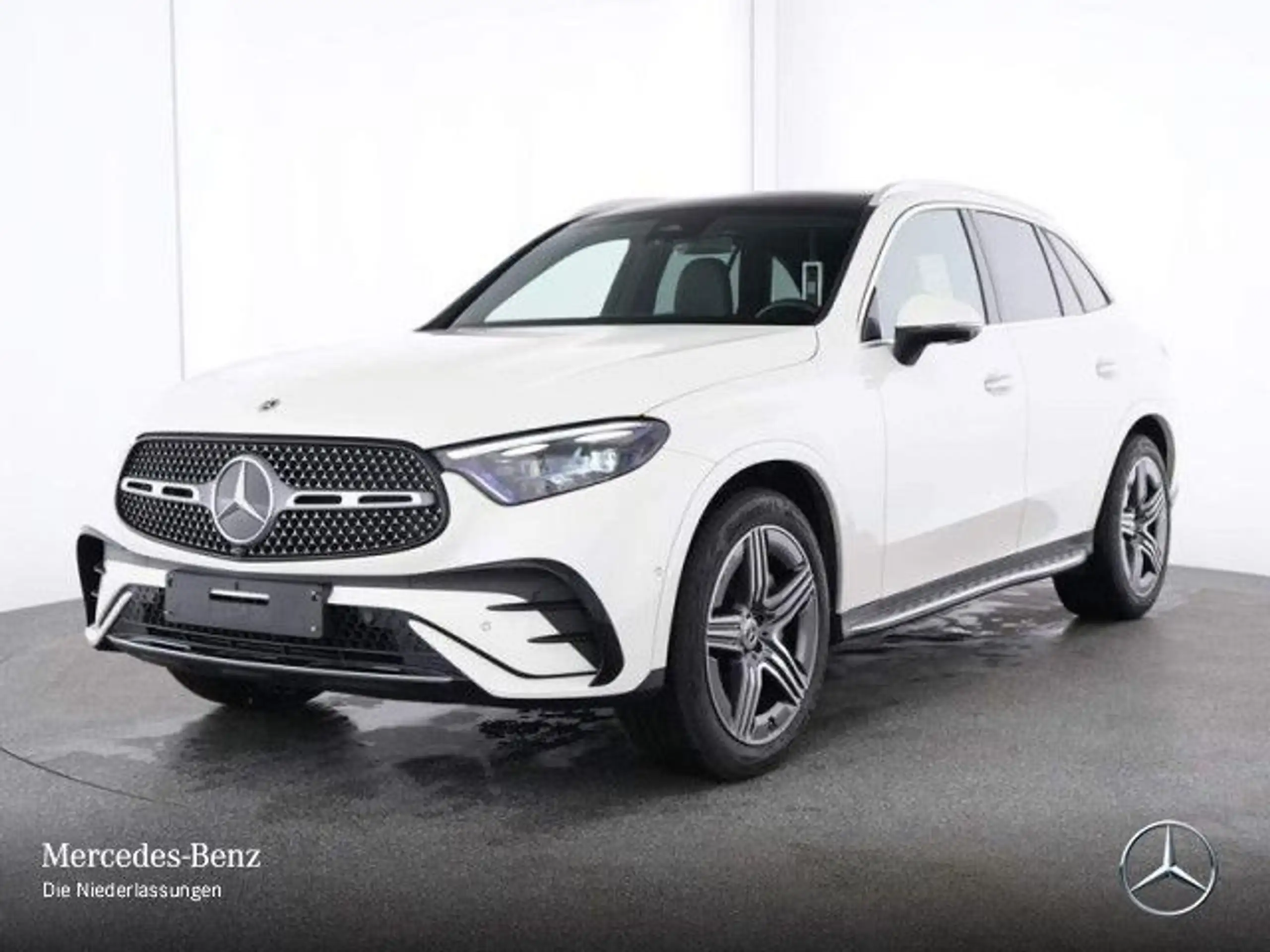 Mercedes-Benz - GLC 300