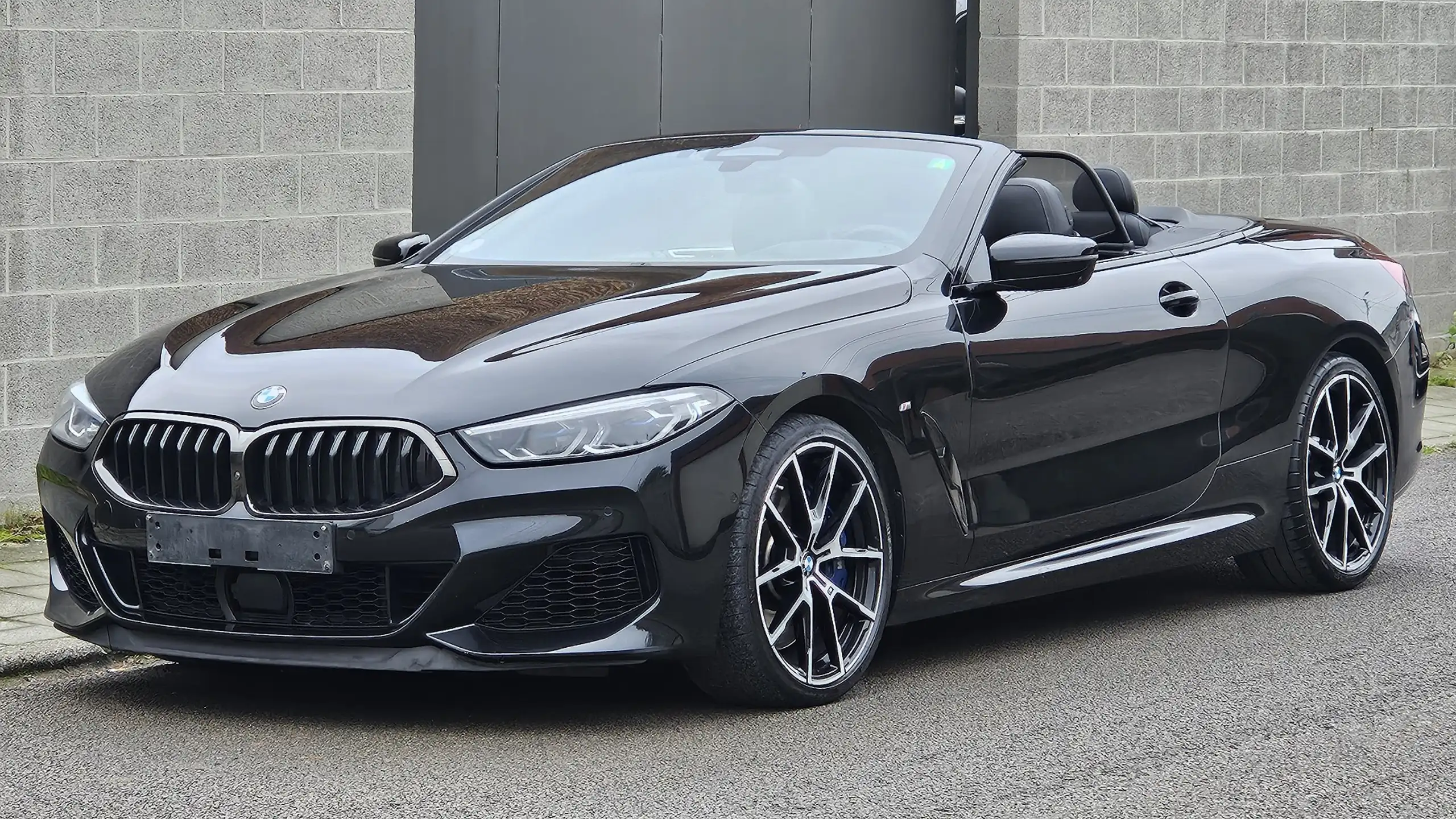 BMW - M850