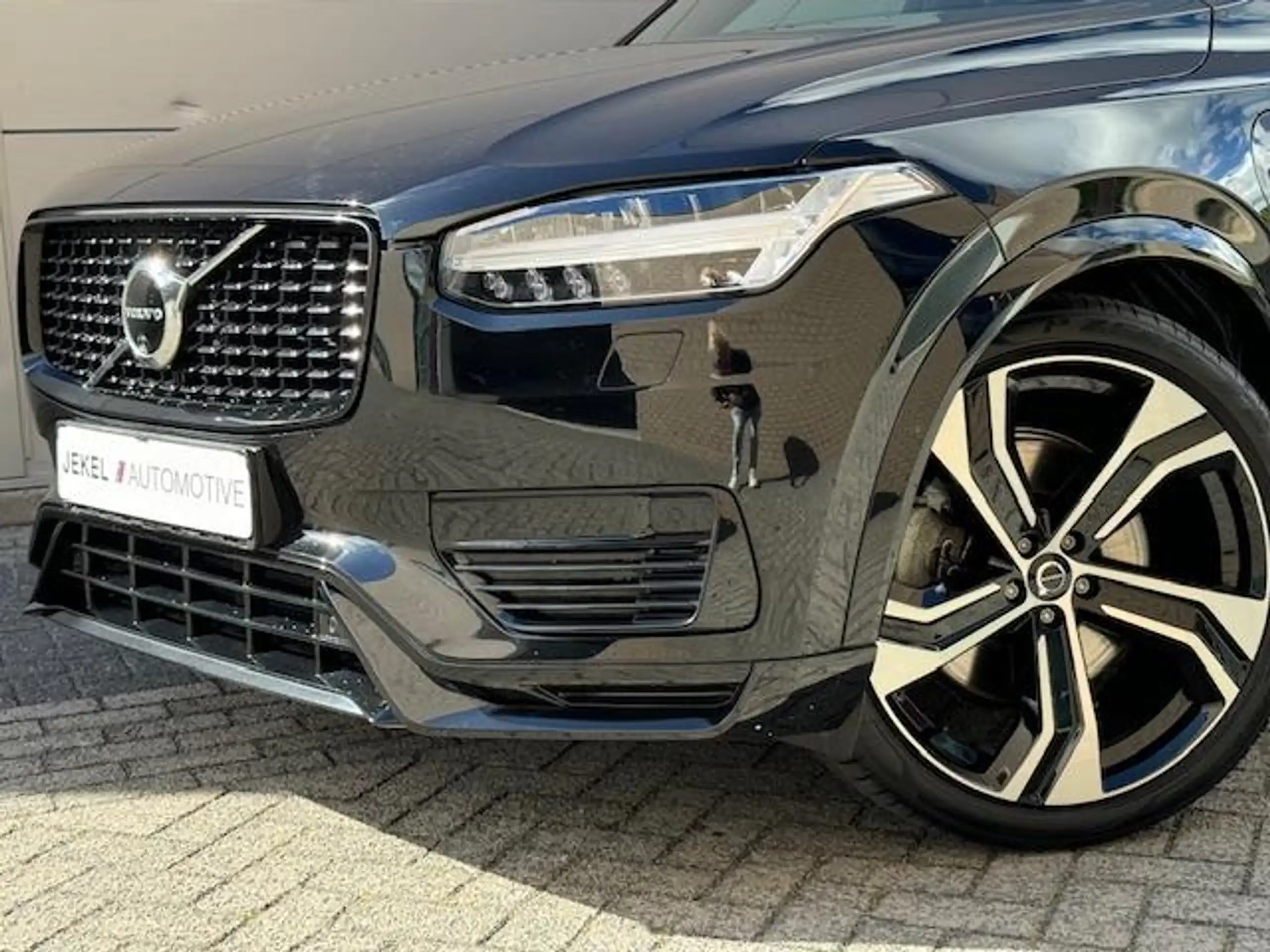 Volvo - XC90