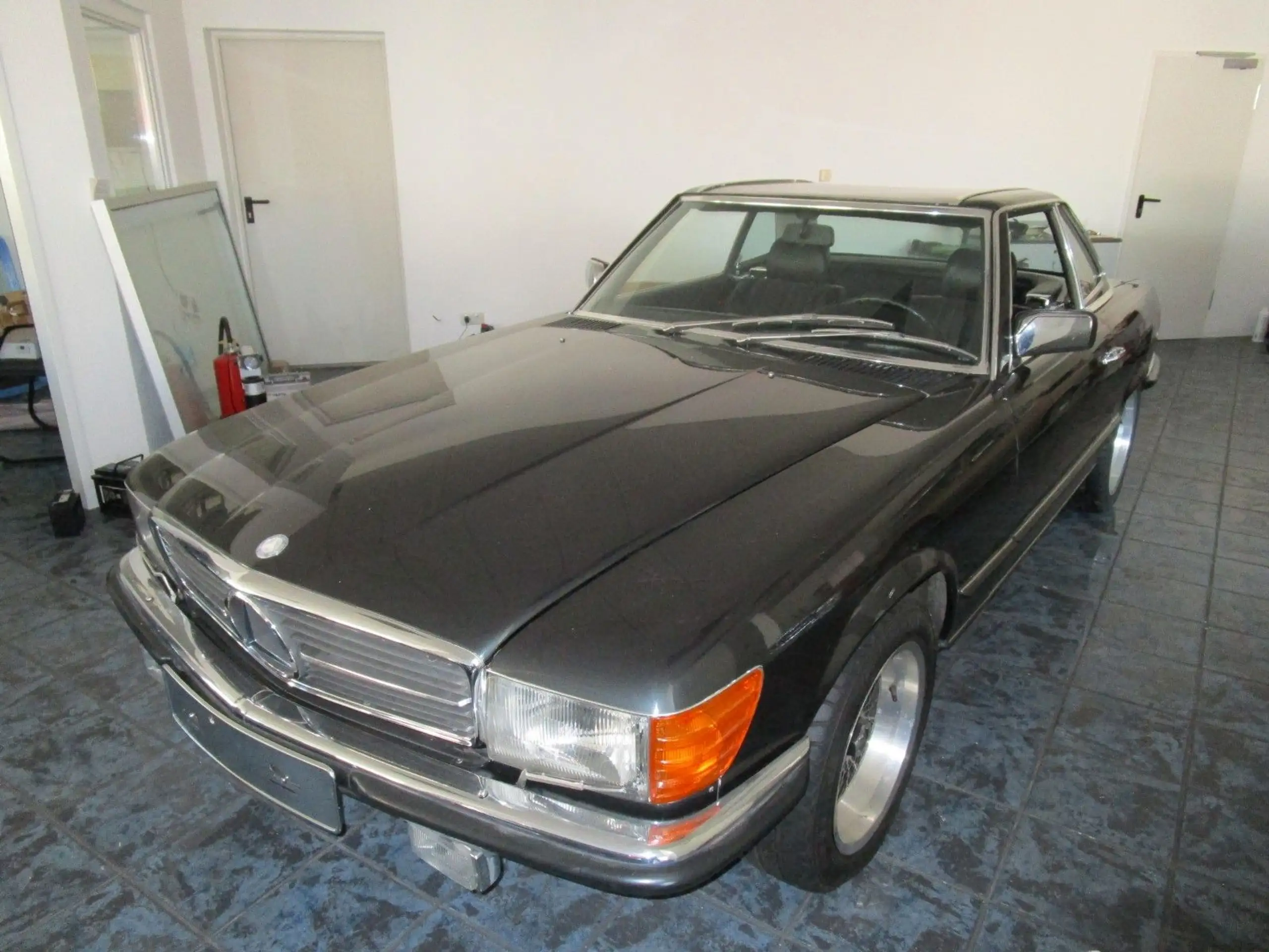 Mercedes-Benz - SL 280