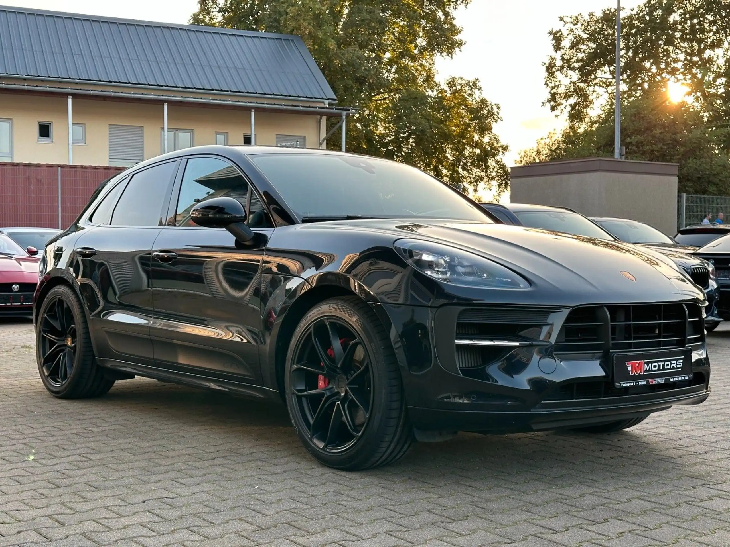 Porsche - Macan