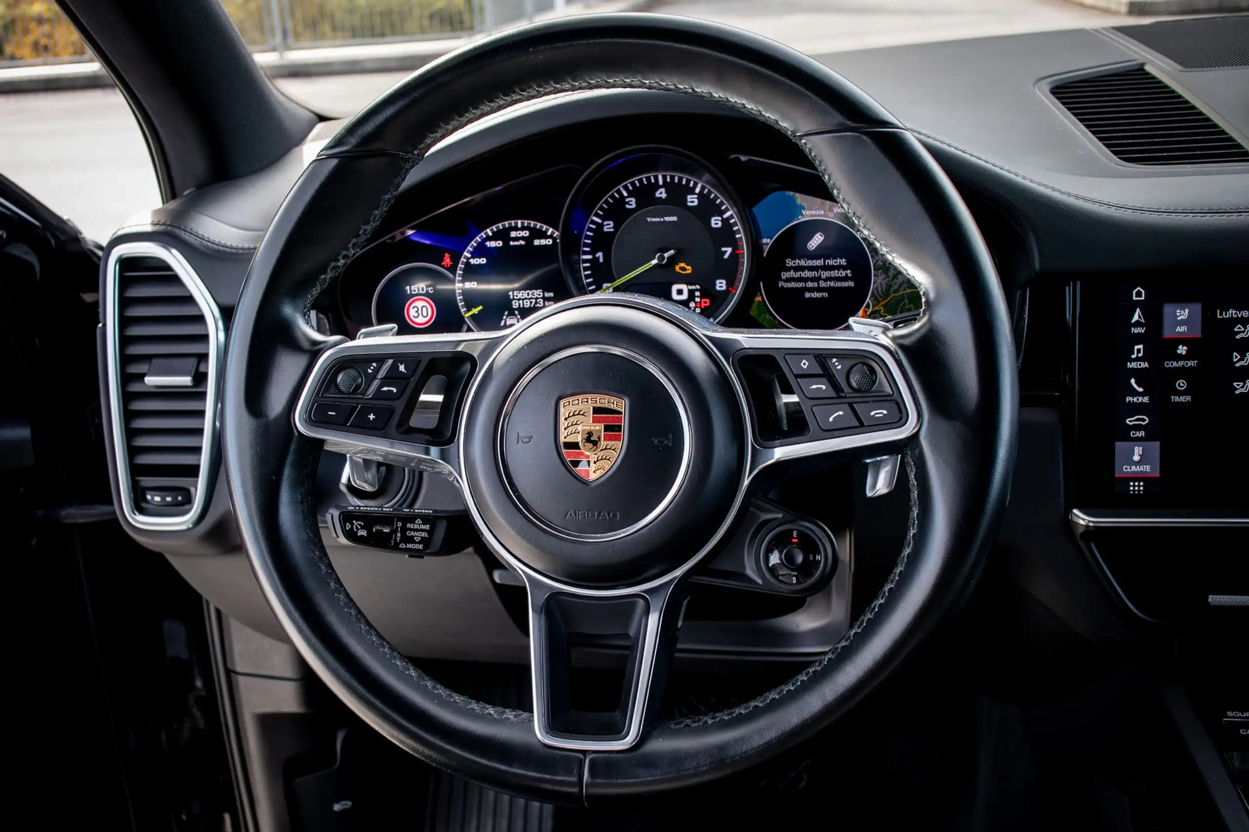 Porsche - Cayenne