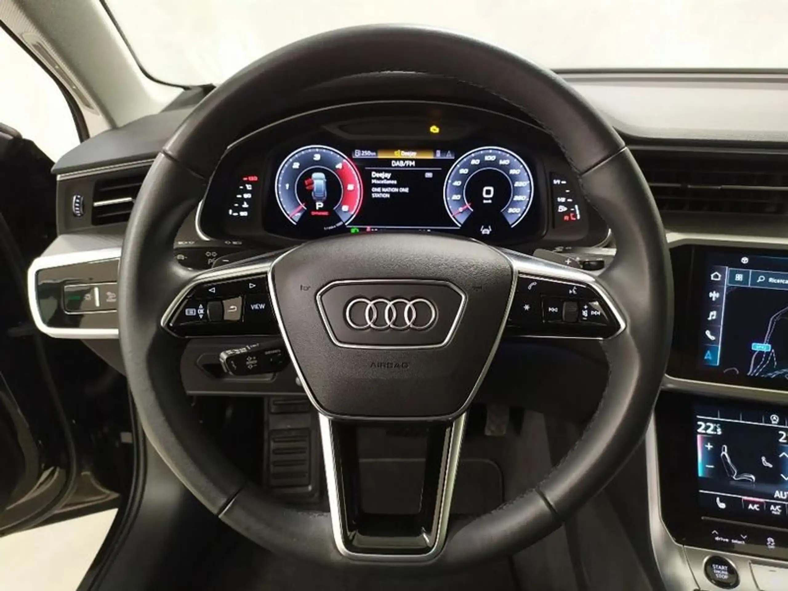 Audi - A6