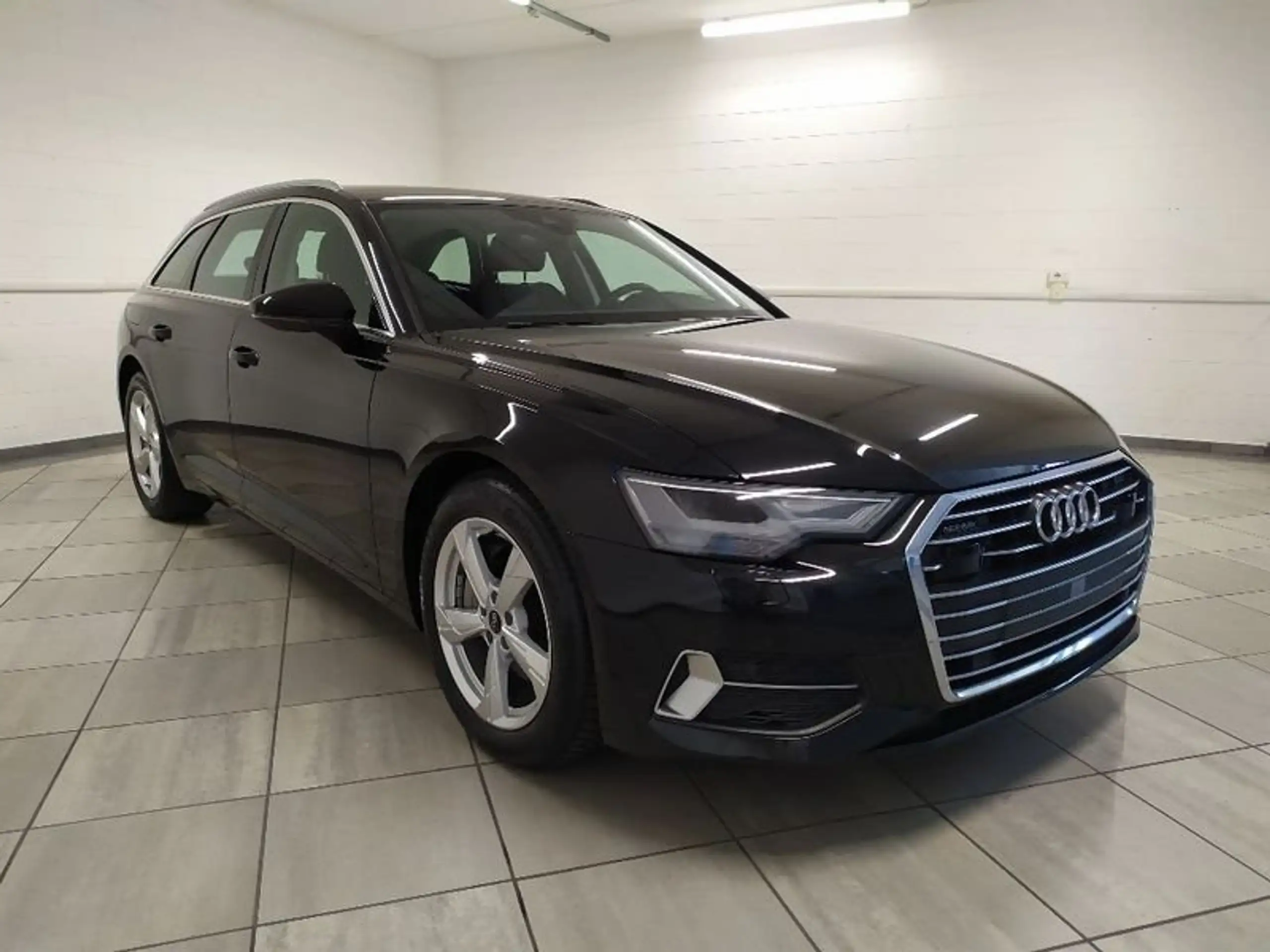 Audi - A6