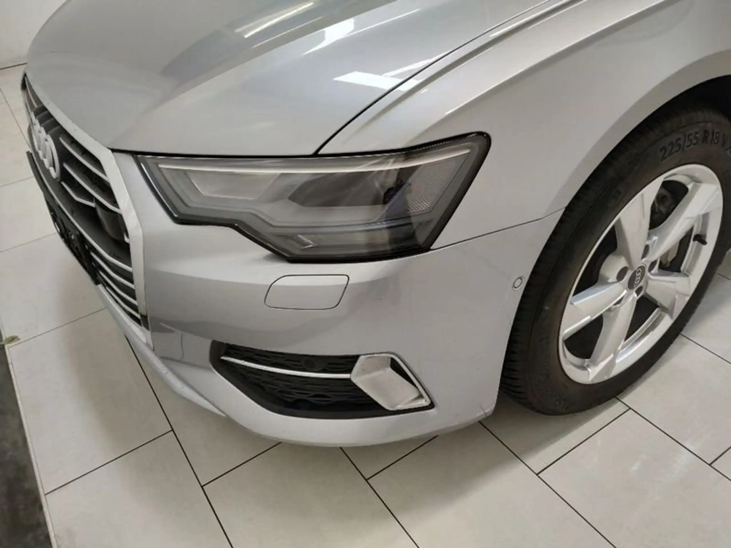 Audi - A6