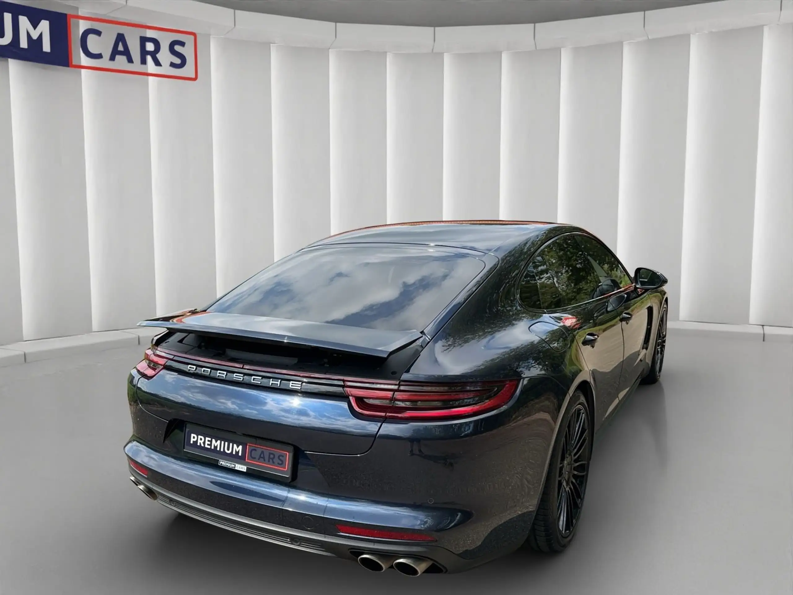 Porsche - Panamera