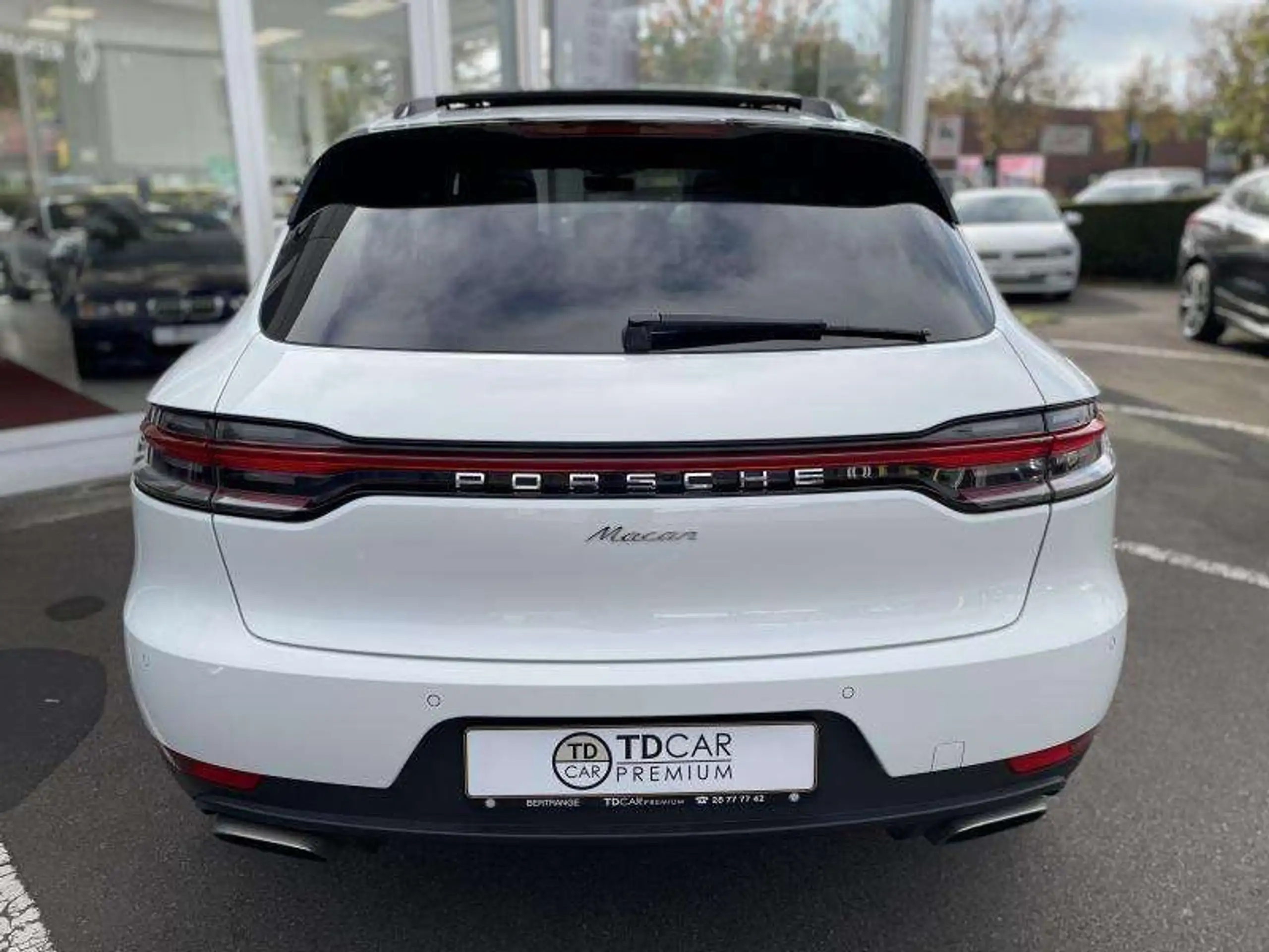 Porsche - Macan