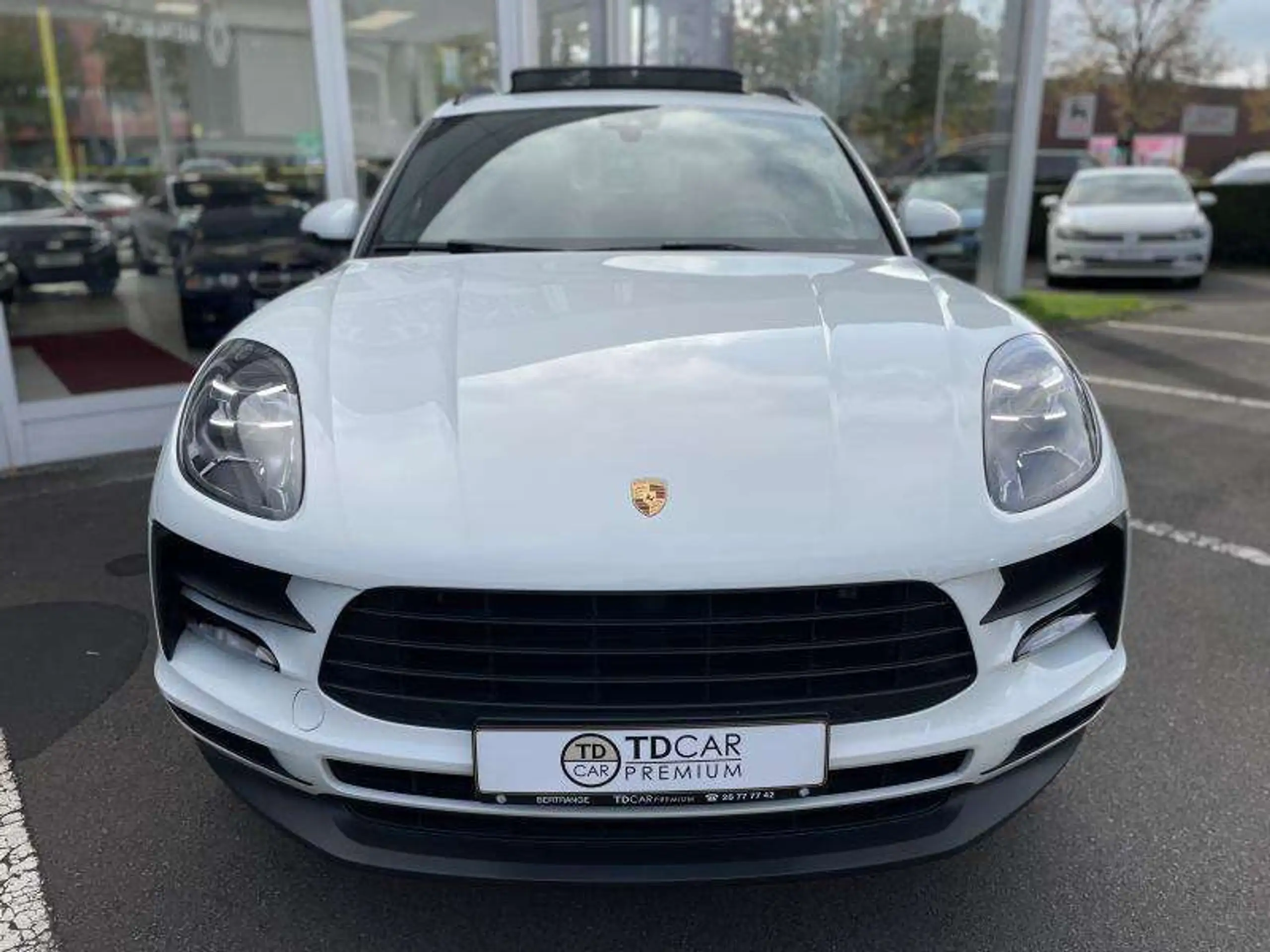 Porsche - Macan