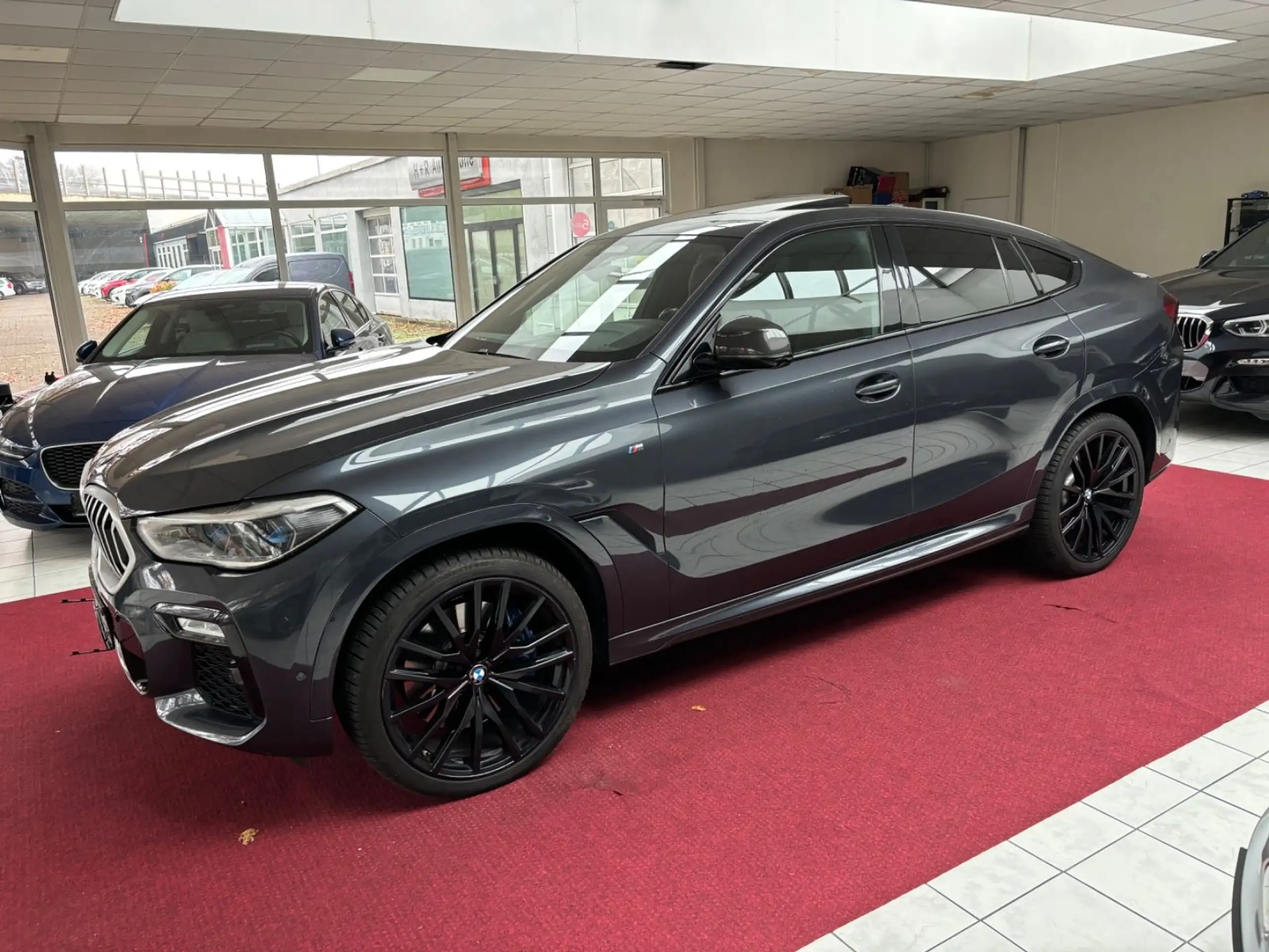 BMW - X6