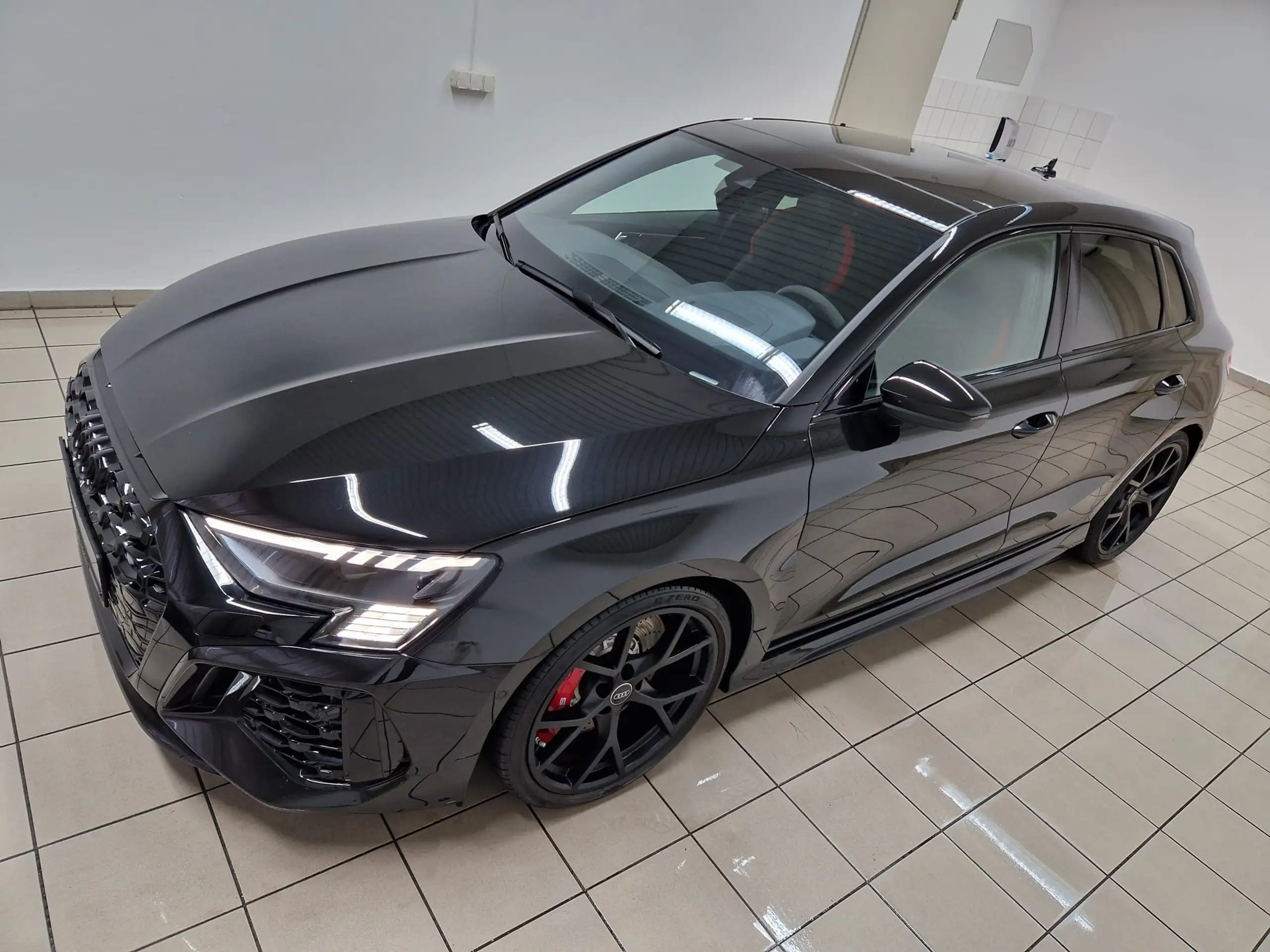 Audi - RS3