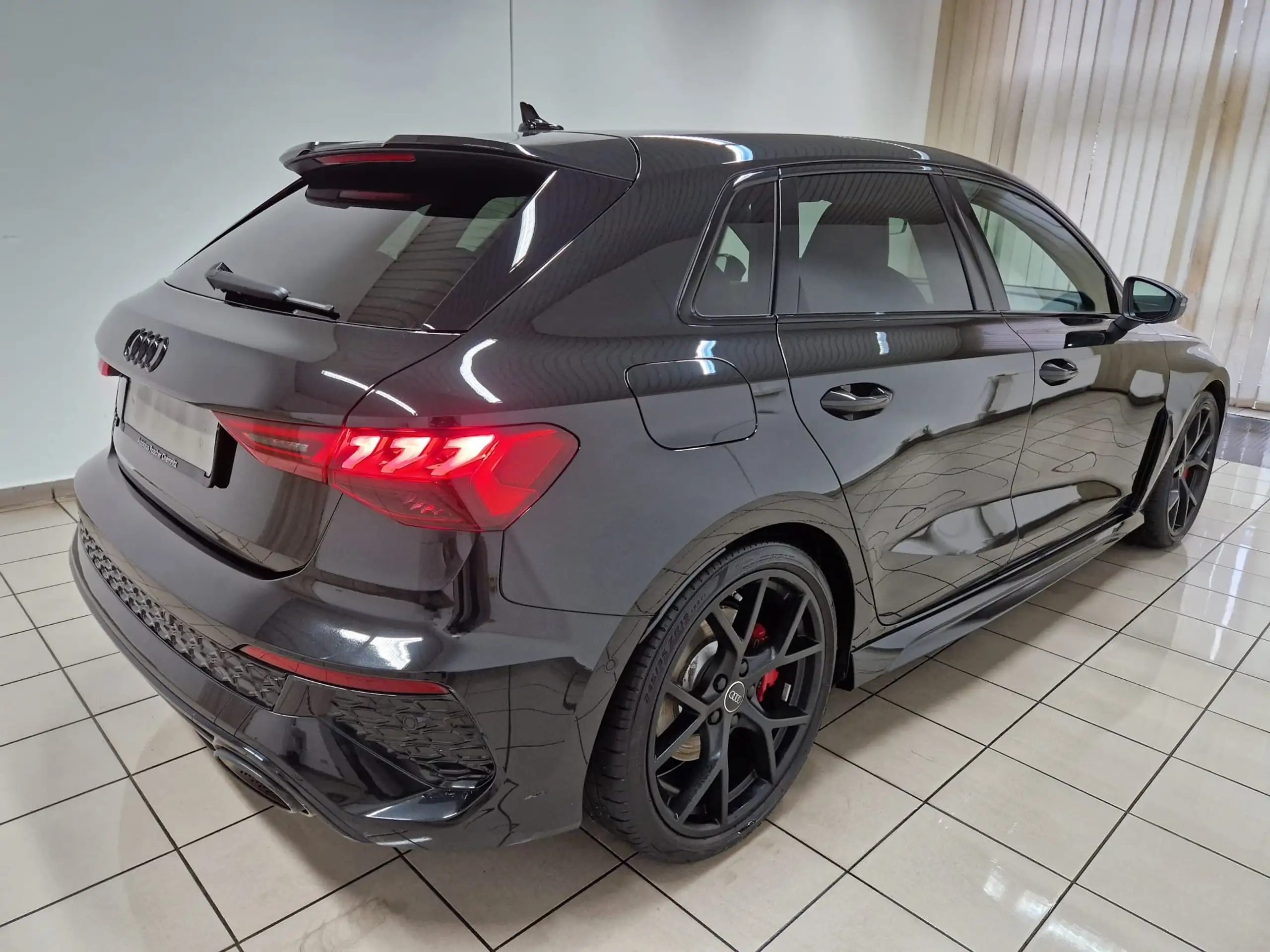 Audi - RS3