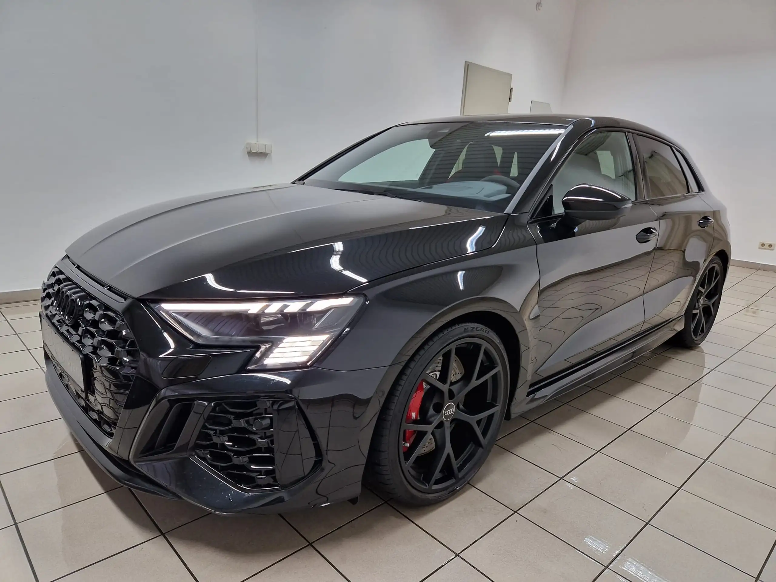 Audi - RS3