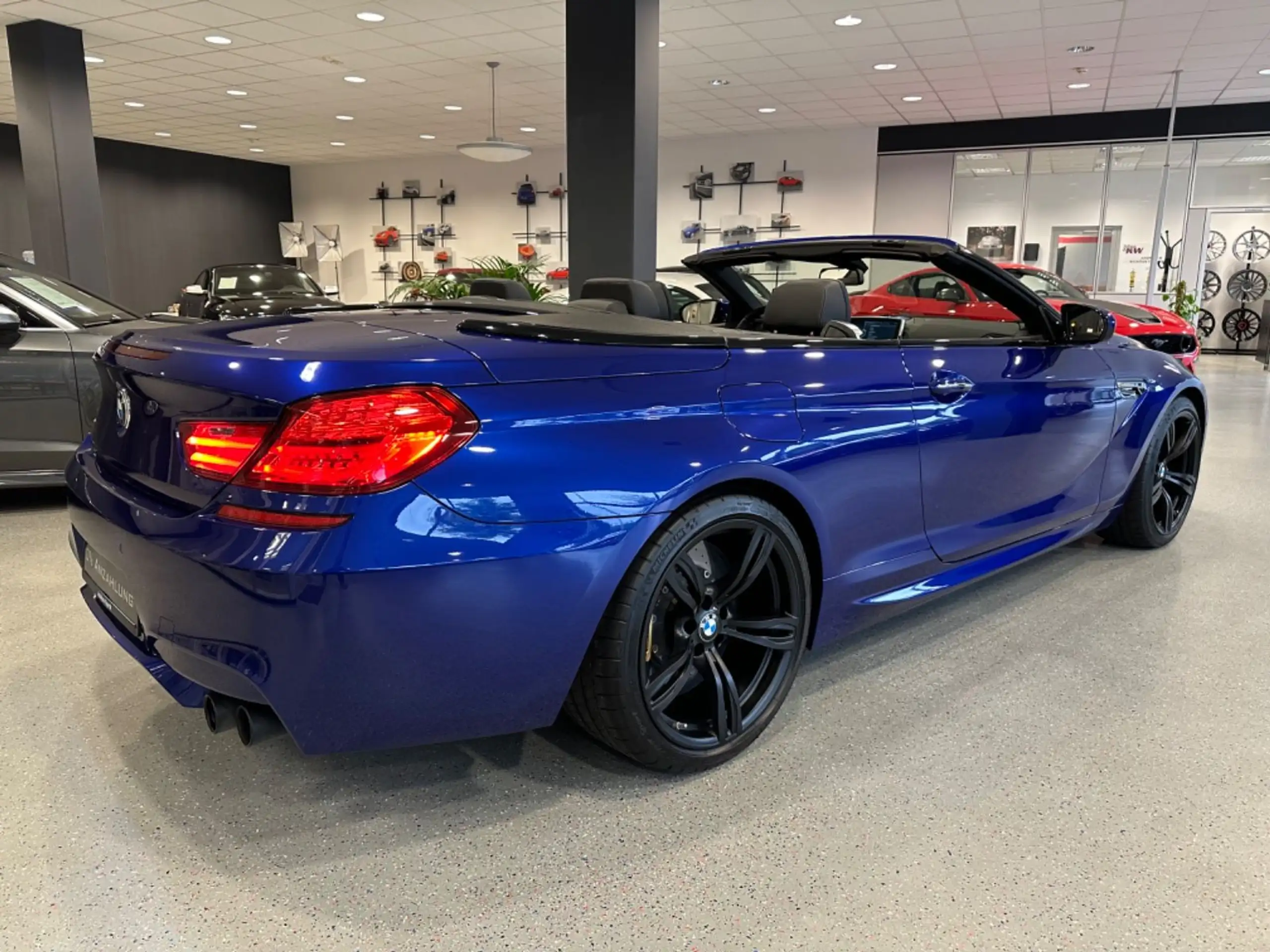 BMW - M6