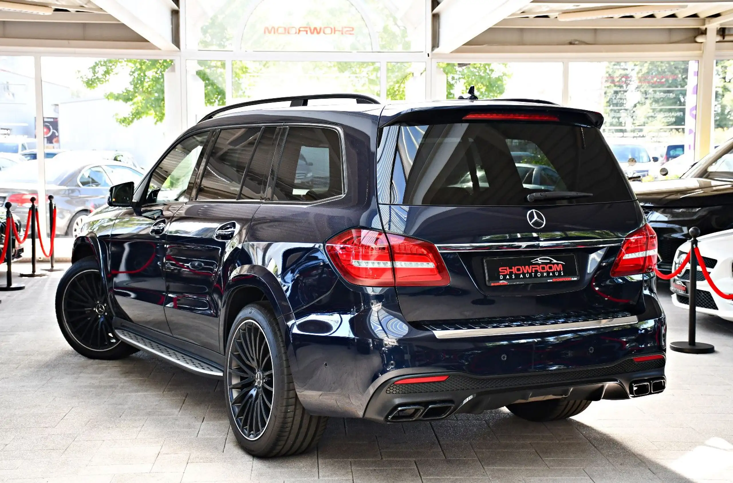 Mercedes-Benz - GLS 63 AMG