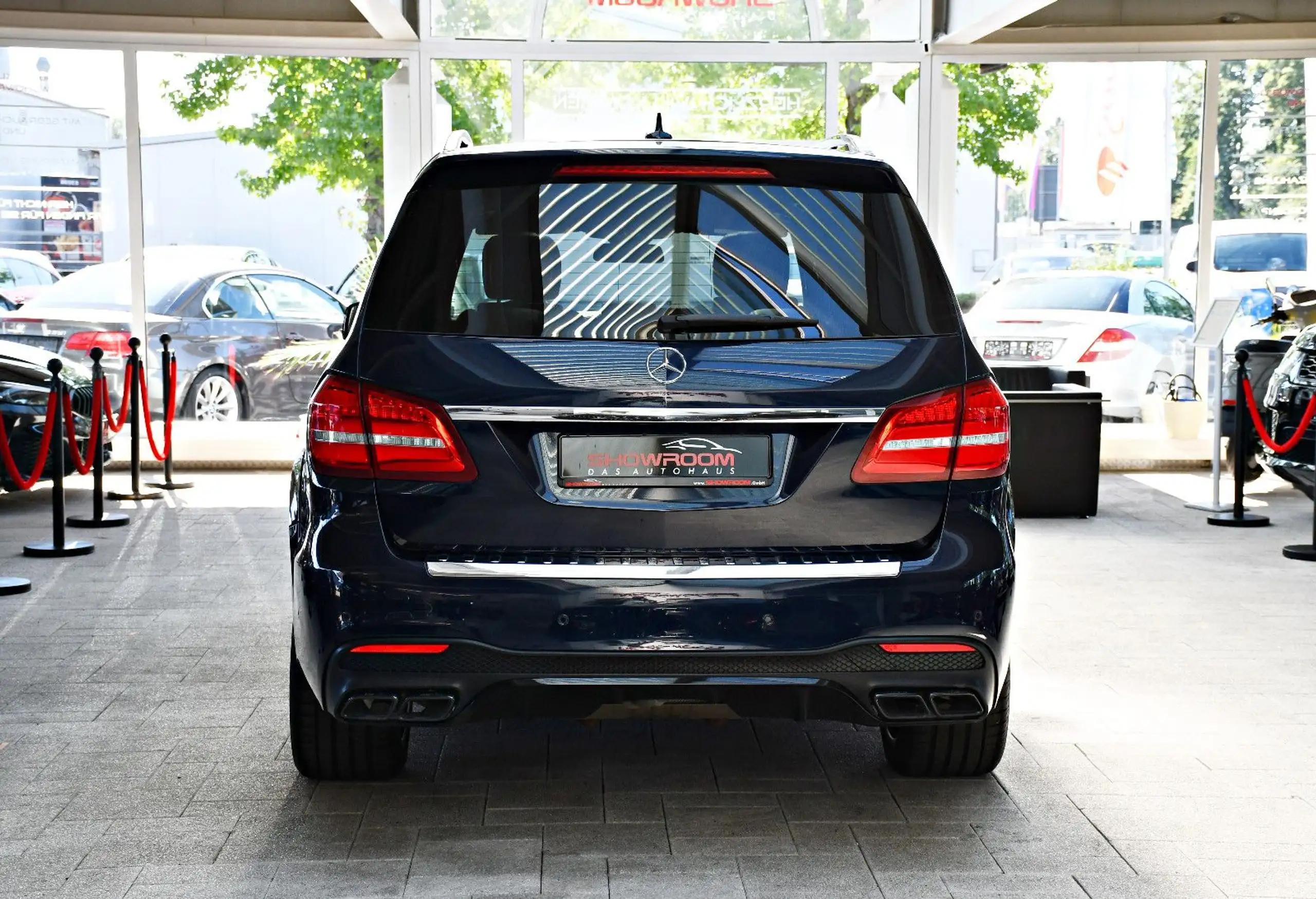 Mercedes-Benz - GLS 63 AMG