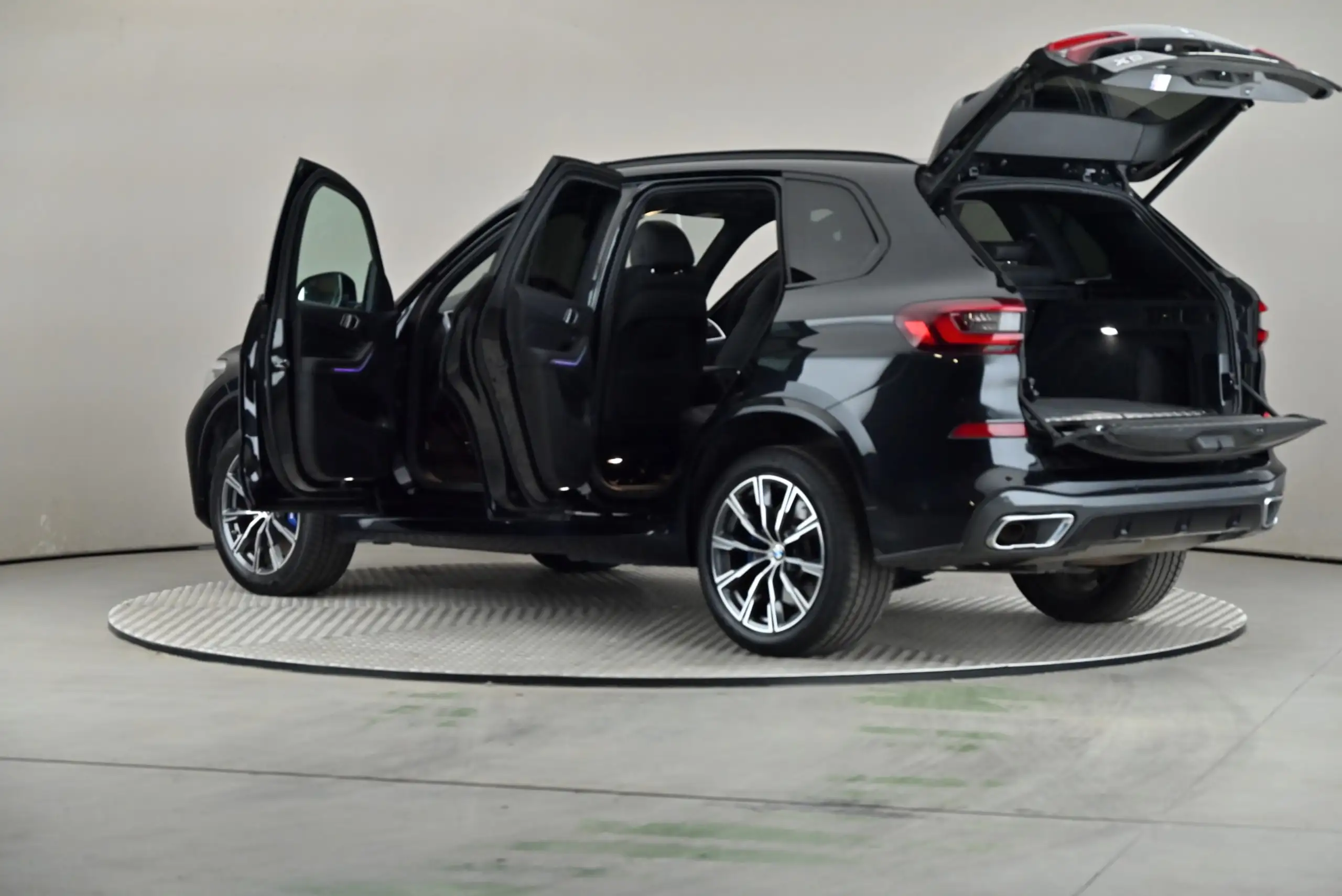 BMW - X5