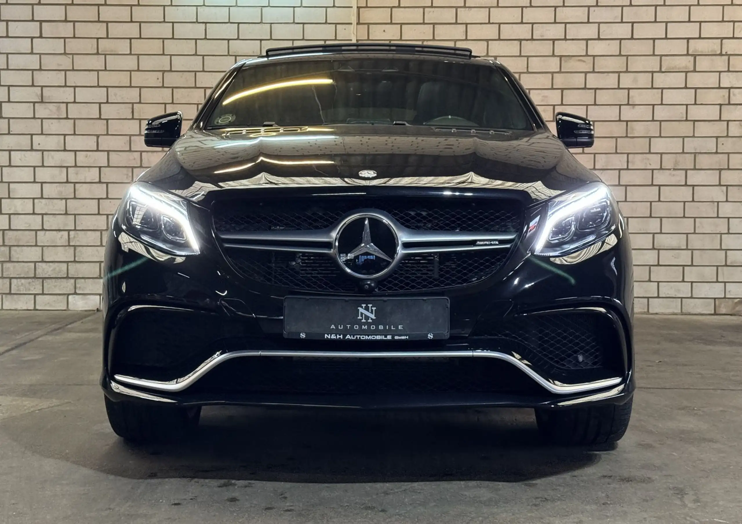 Mercedes-Benz - GLE 63 AMG