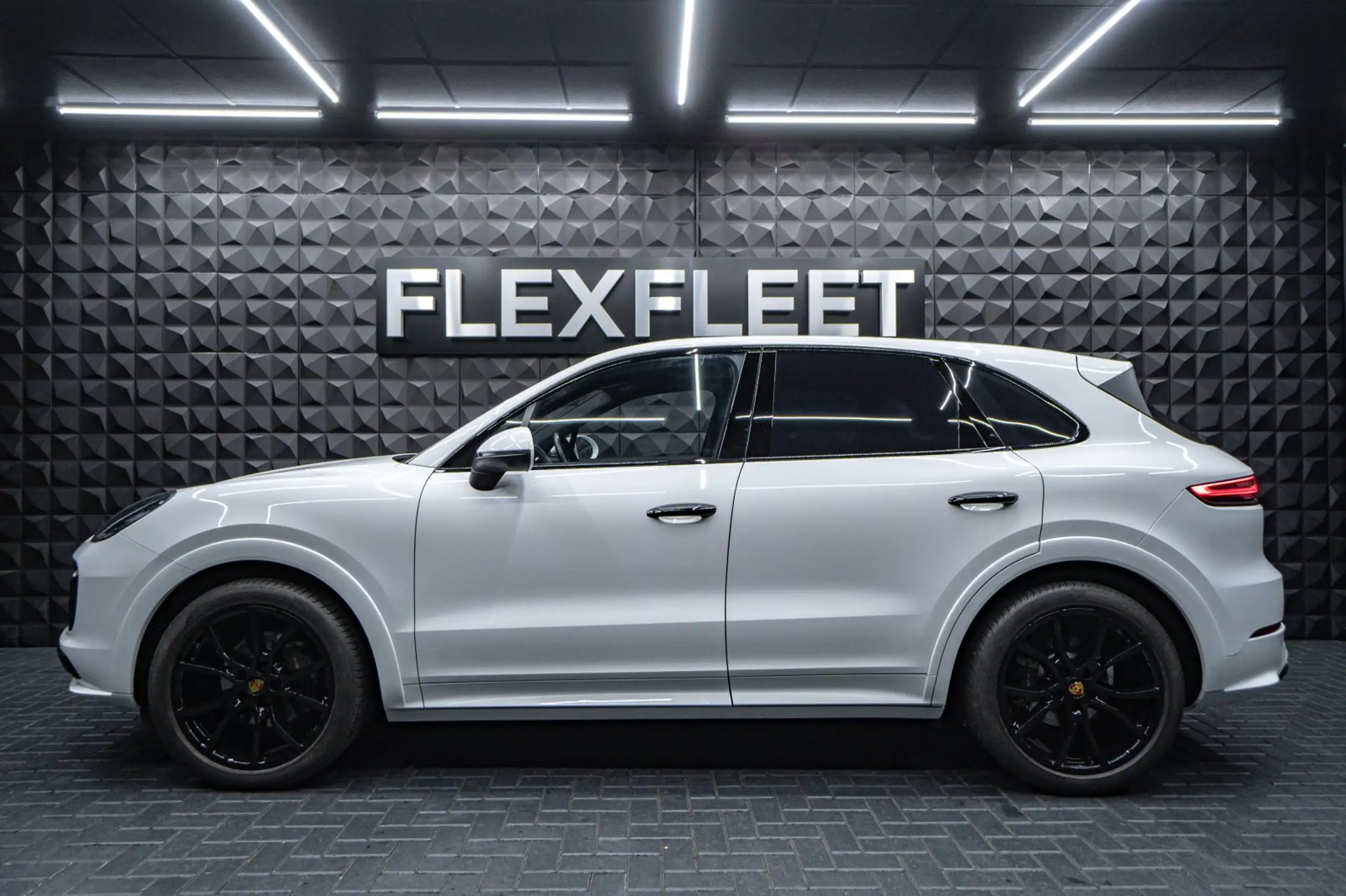 Porsche - Cayenne