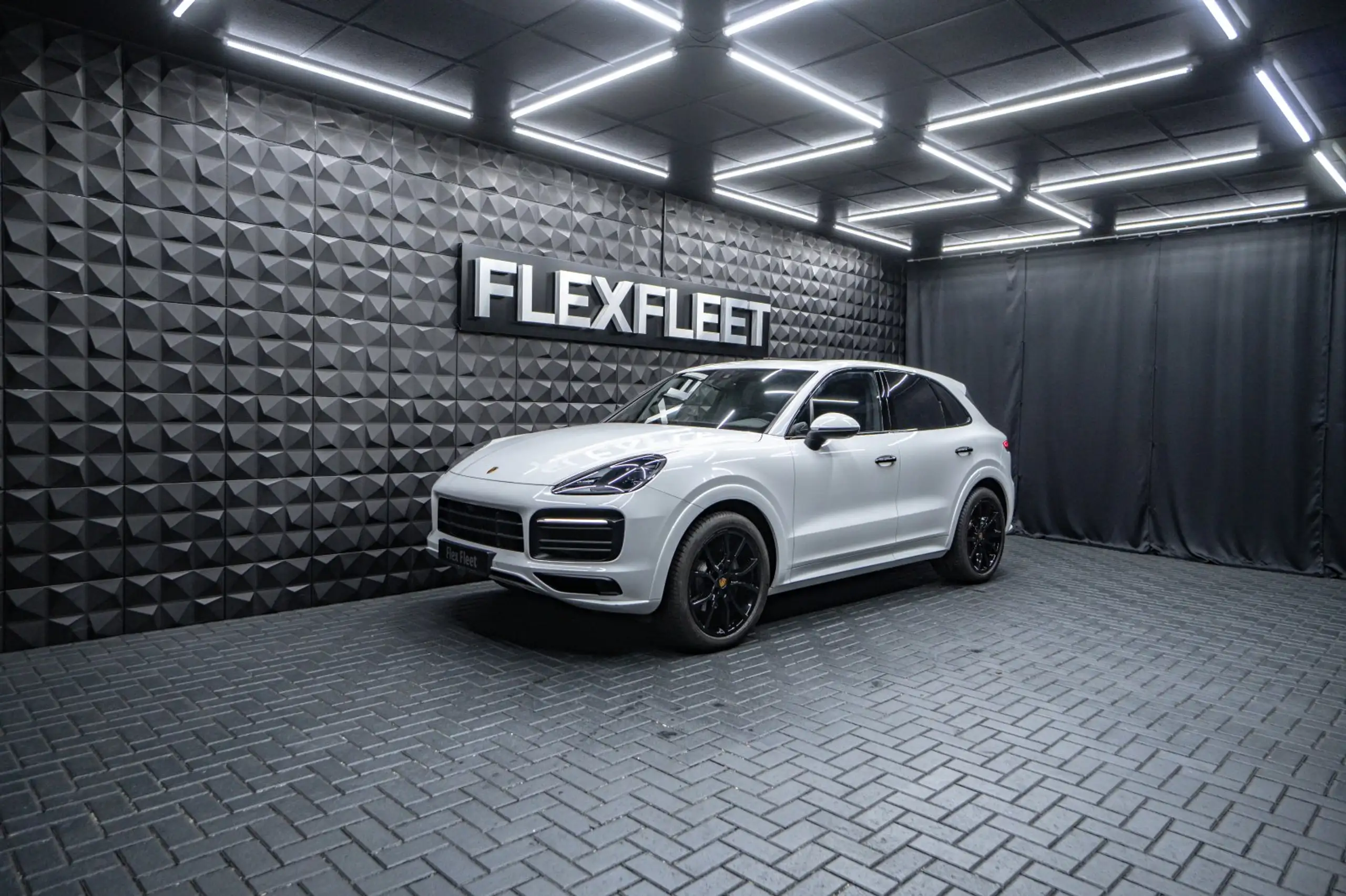 Porsche - Cayenne