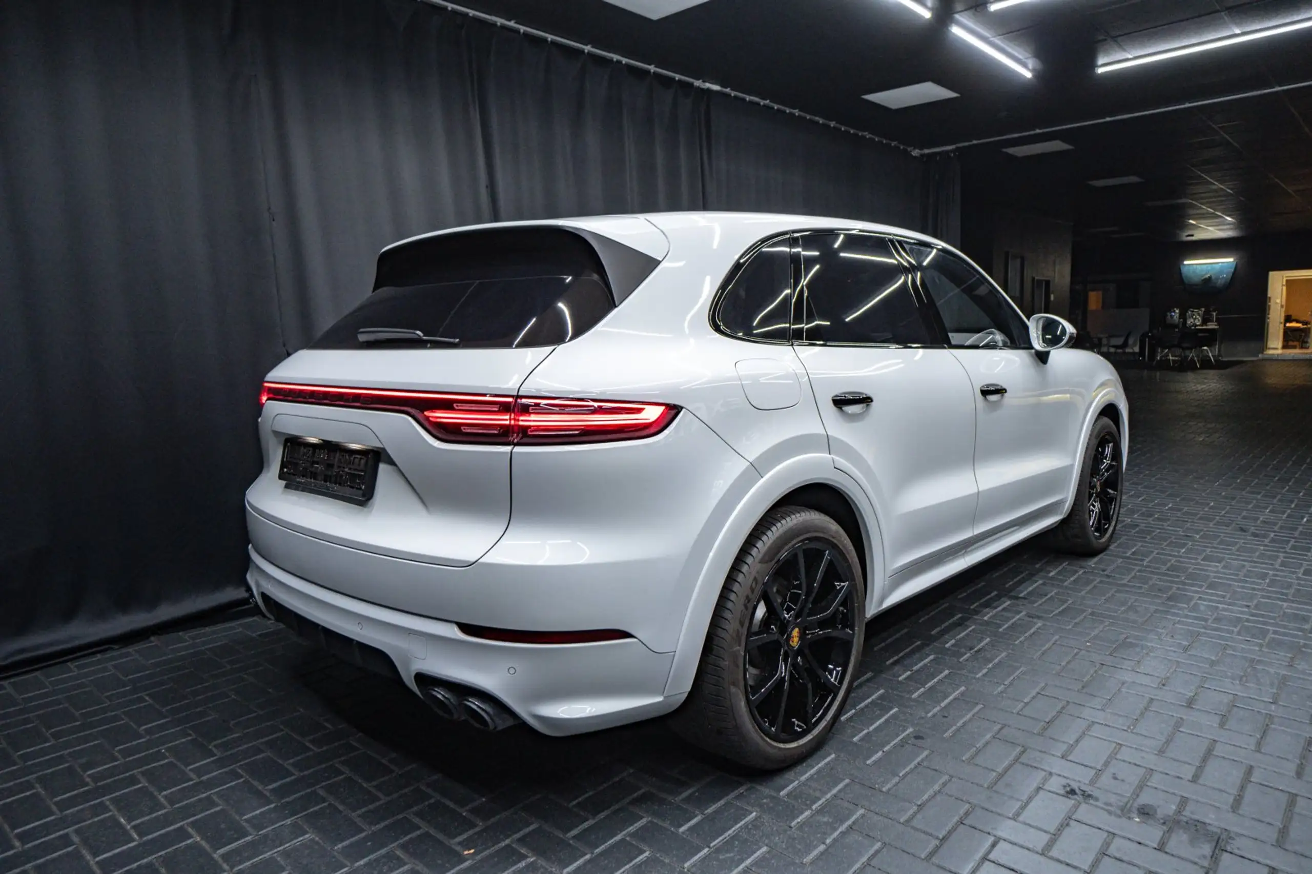 Porsche - Cayenne