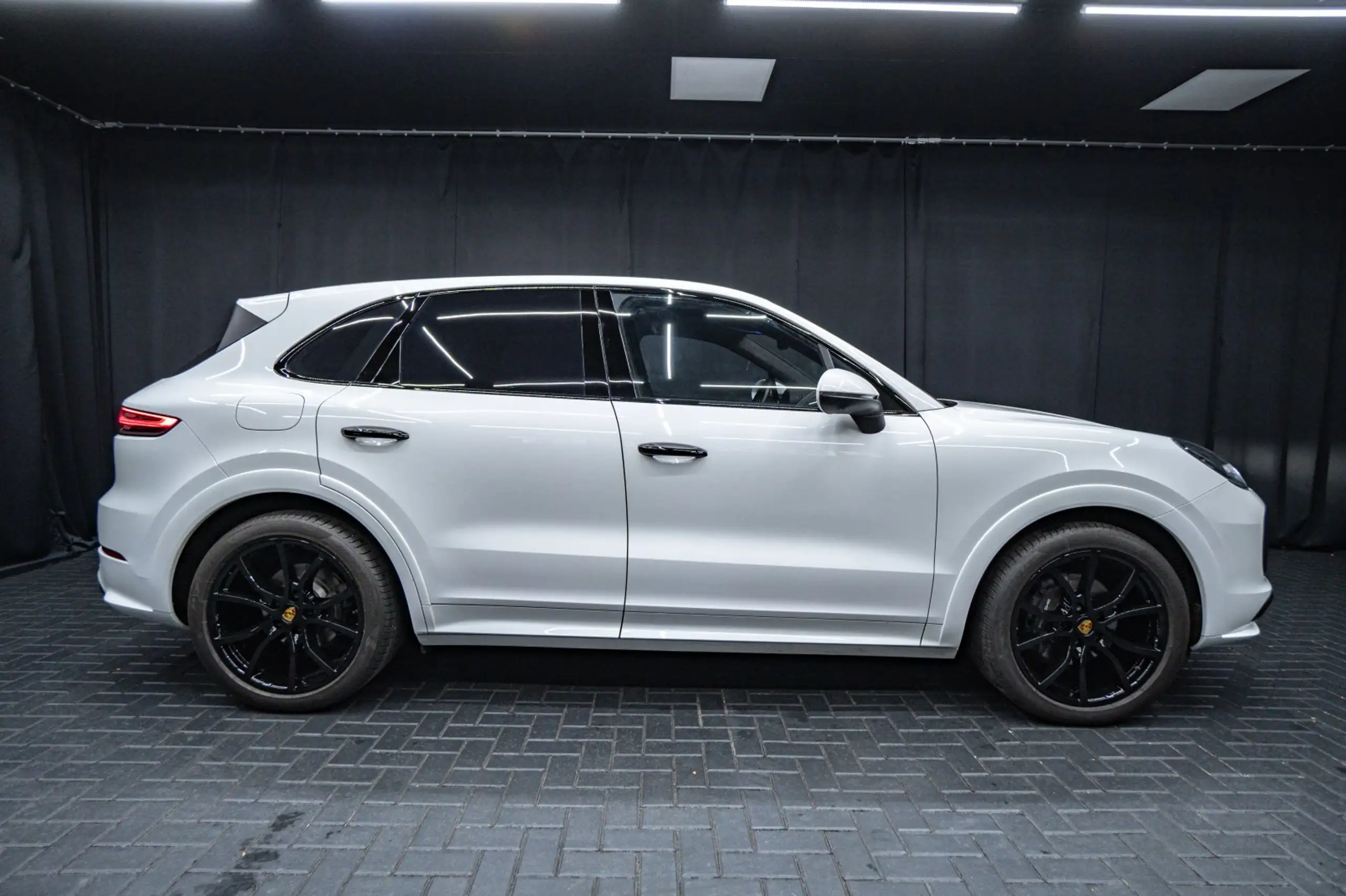 Porsche - Cayenne