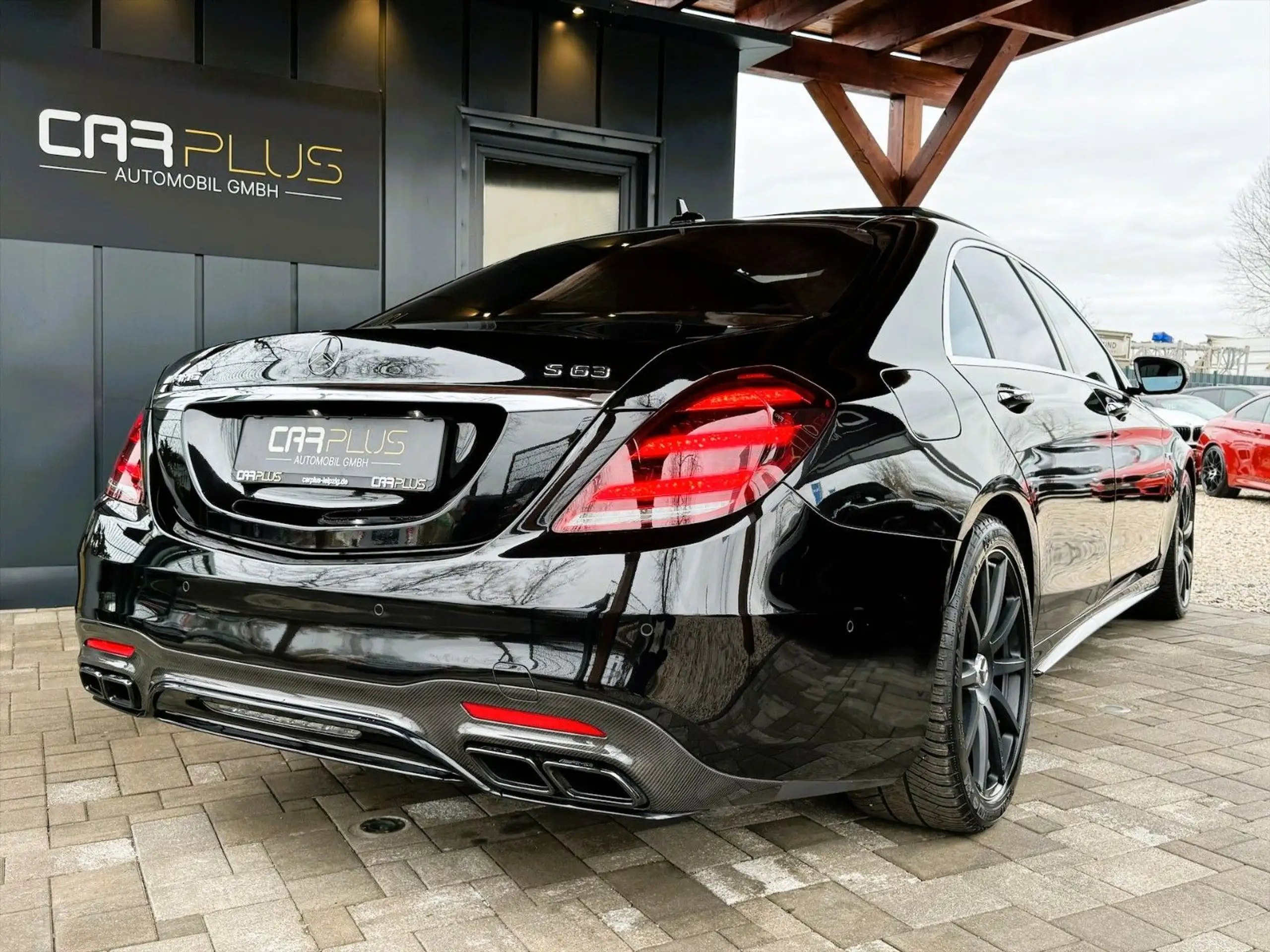 Mercedes-Benz - S 63 AMG