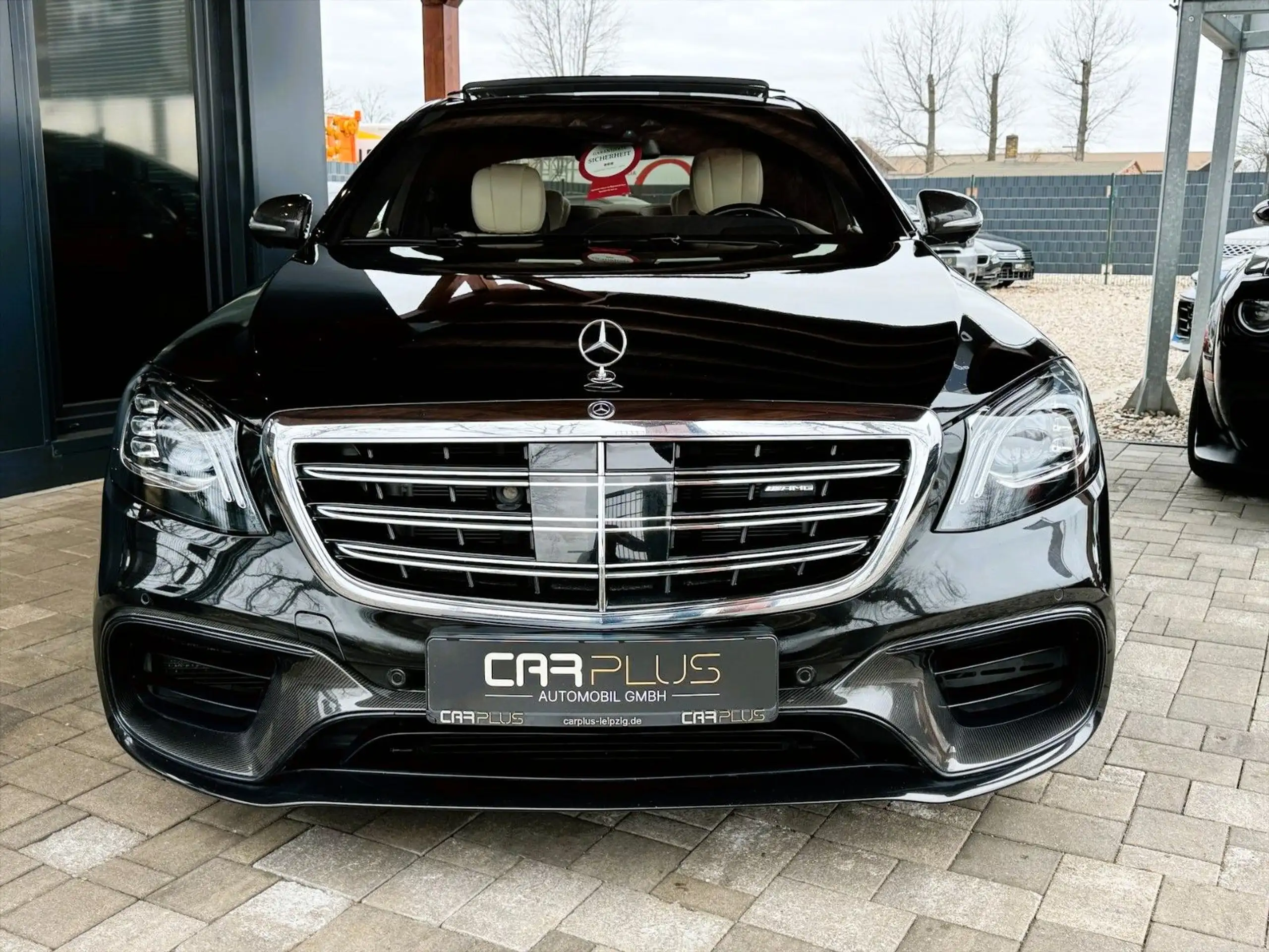 Mercedes-Benz - S 63 AMG