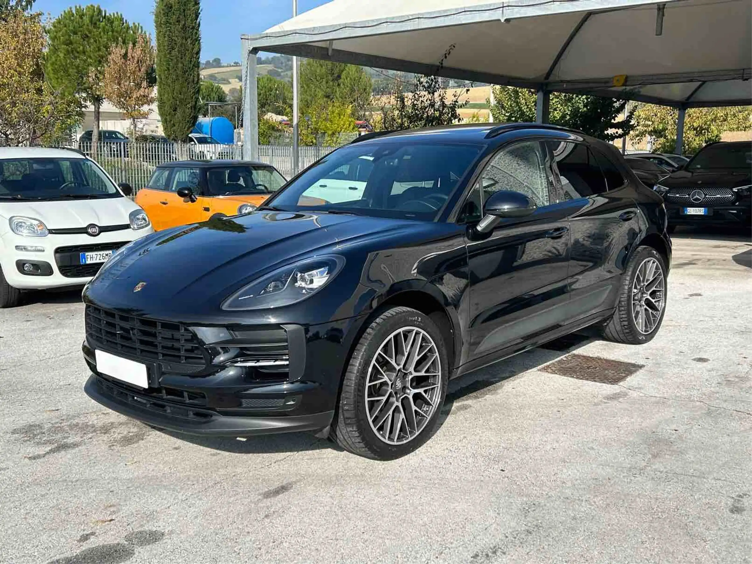 Porsche - Macan