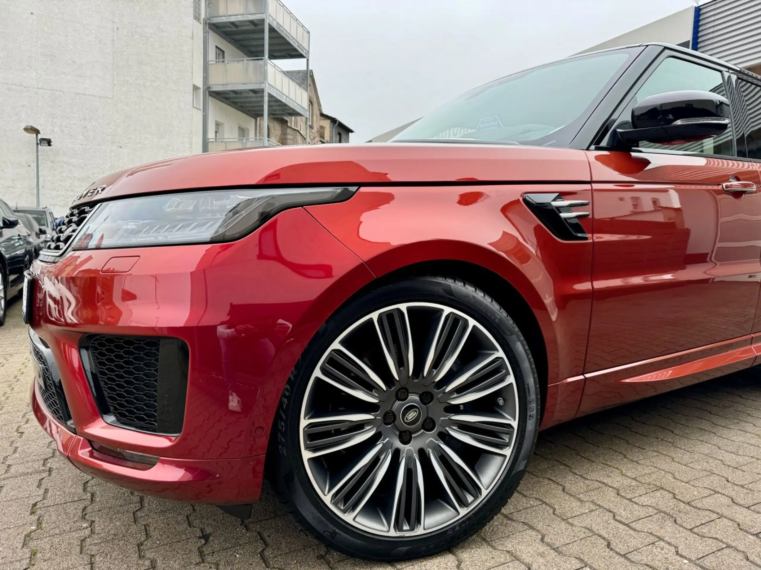 Land Rover - Range Rover Sport