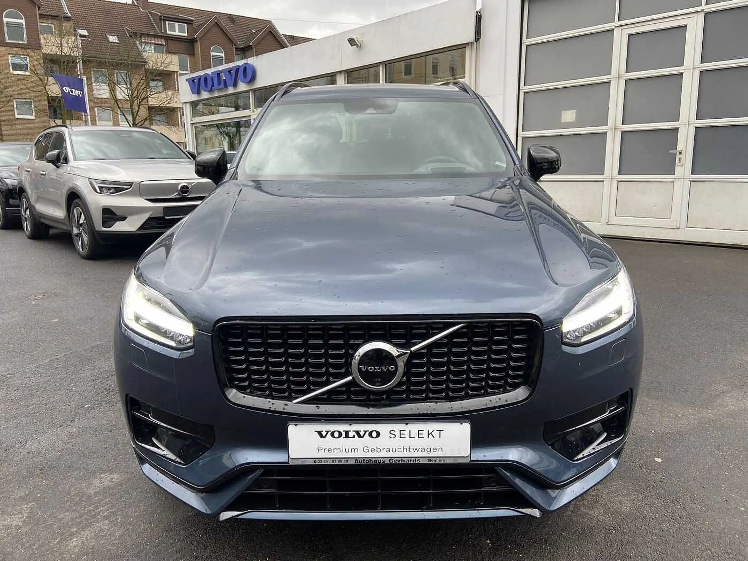 Volvo - XC90