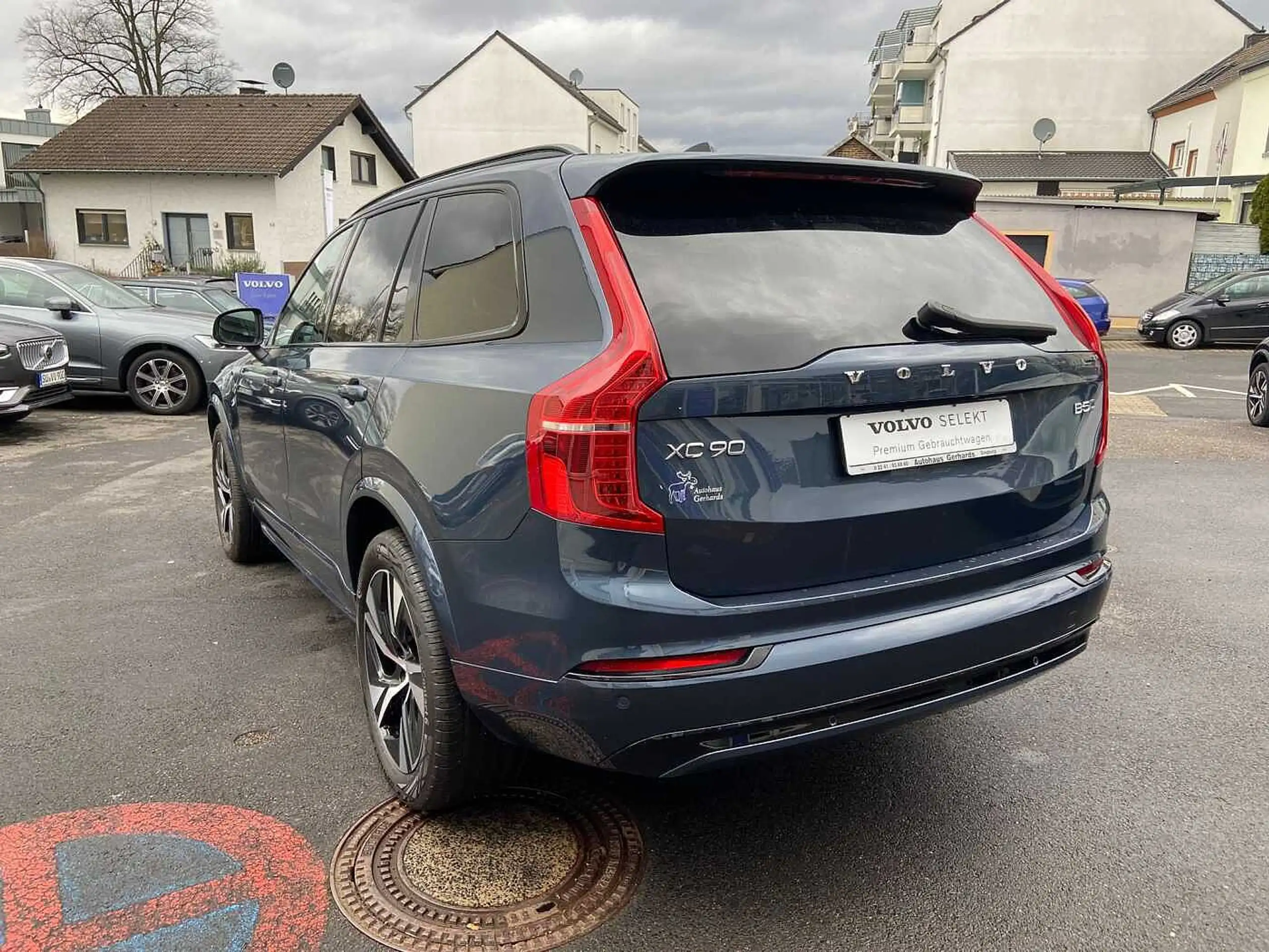 Volvo - XC90