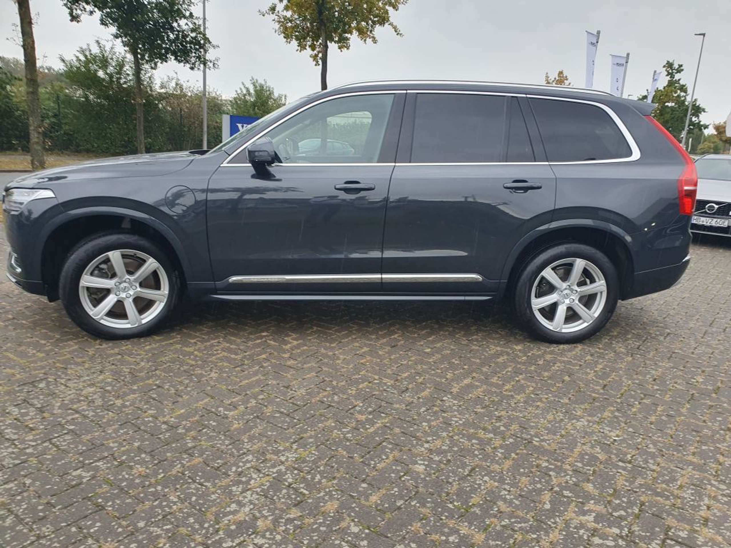 Volvo - XC90