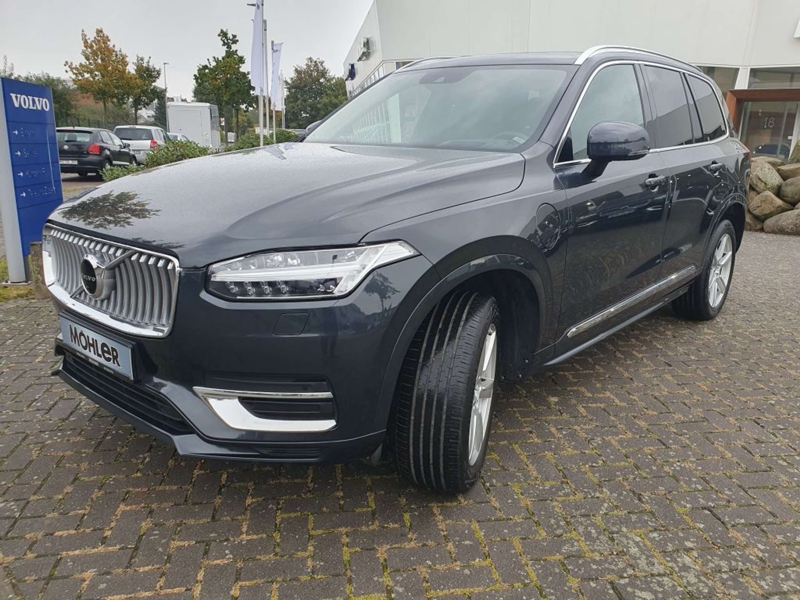 Volvo - XC90