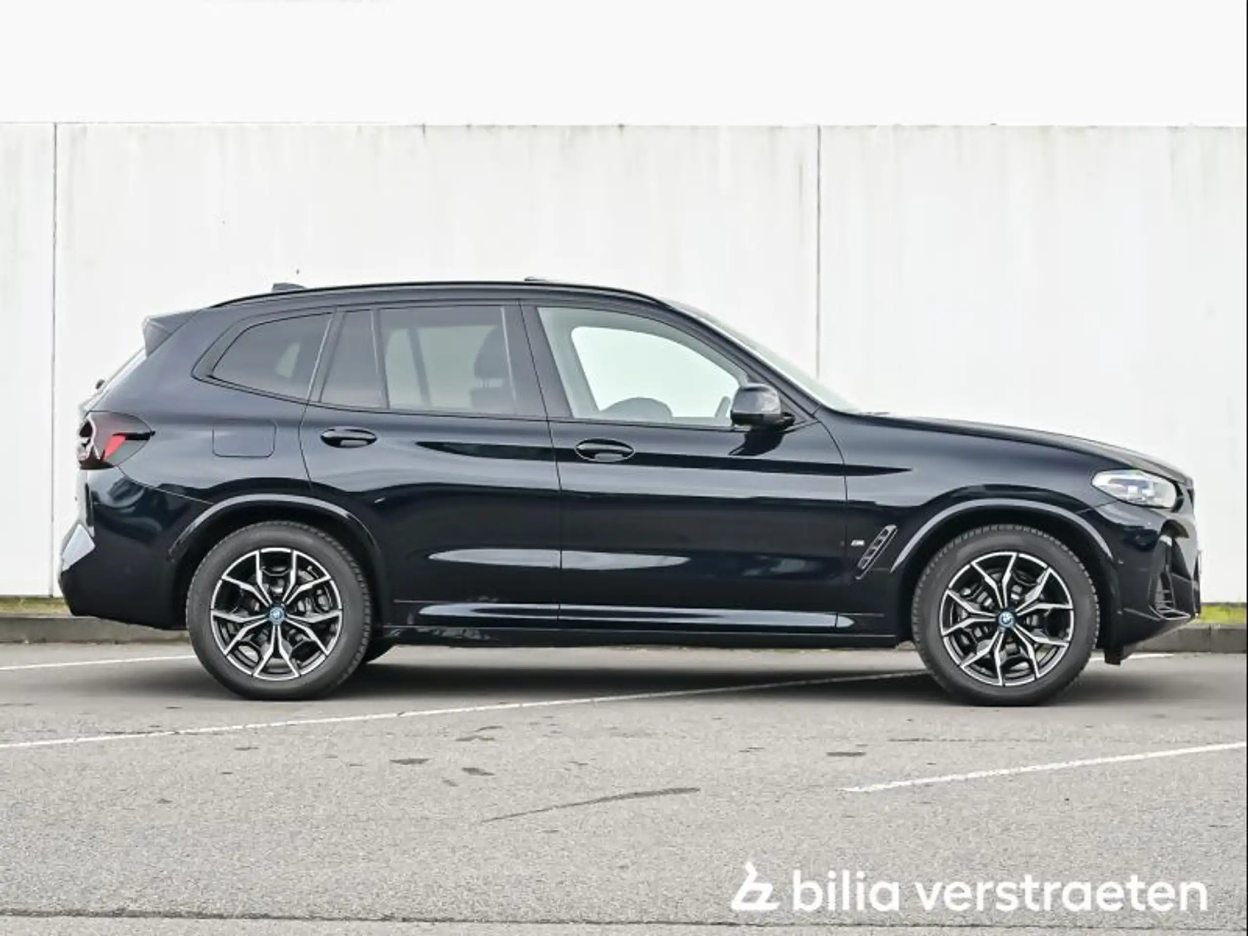 BMW - X3