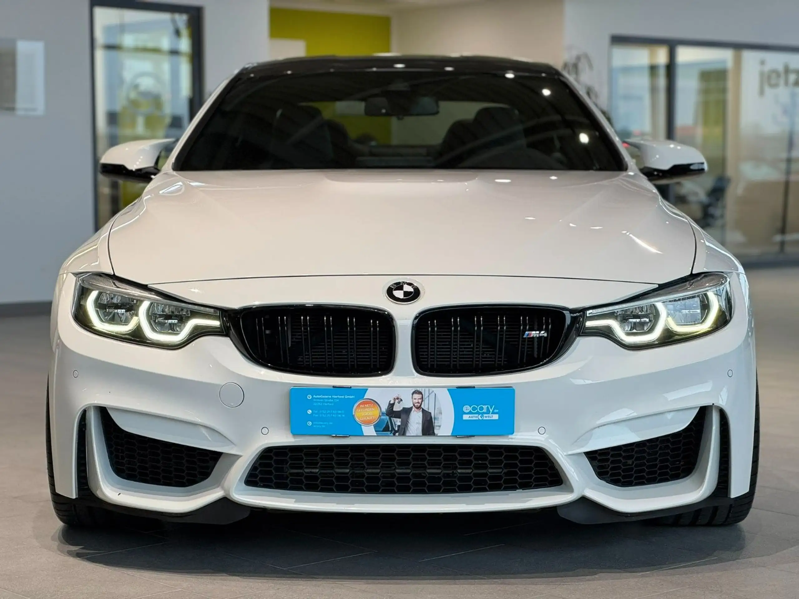 BMW - M4