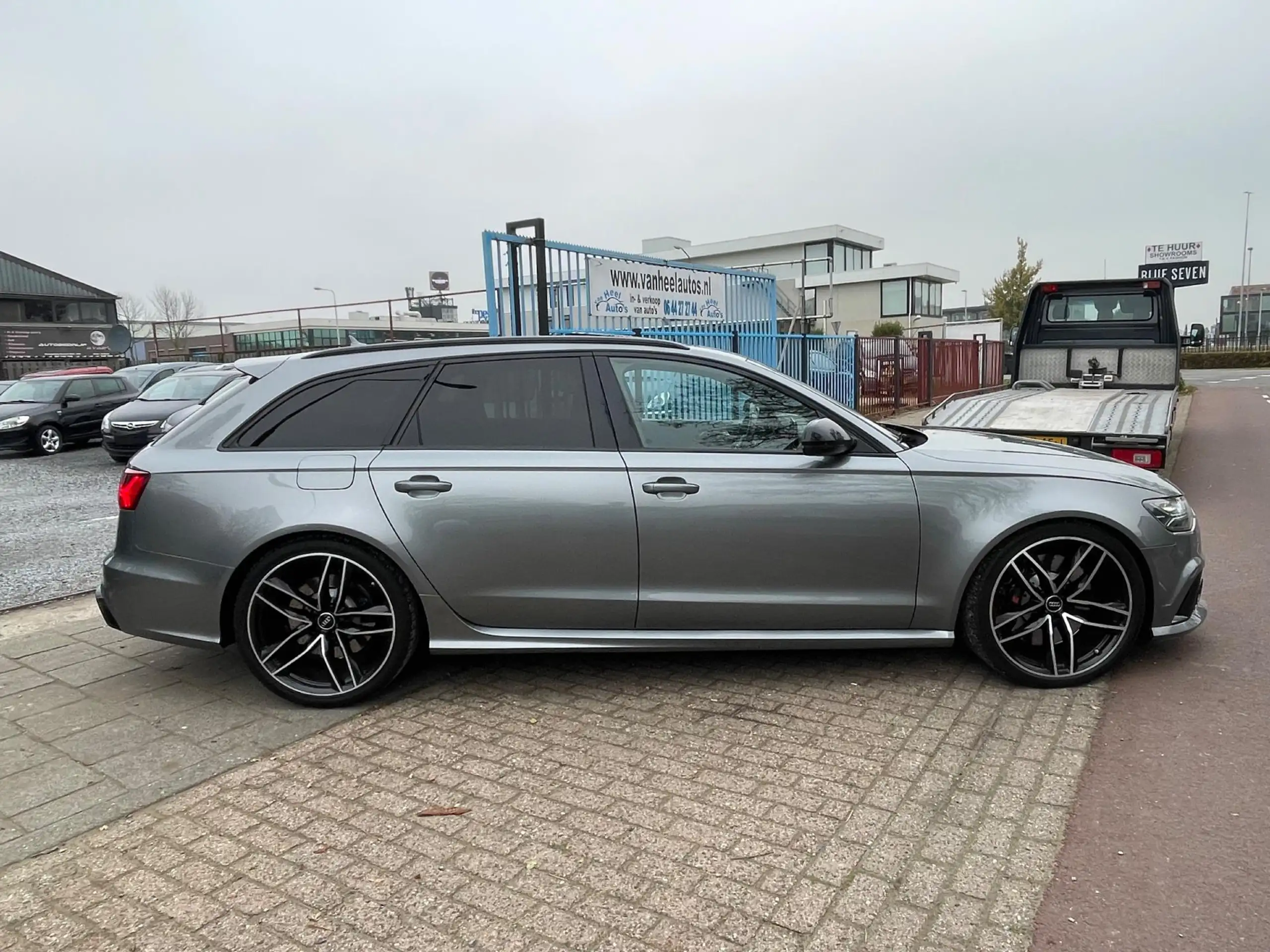 Audi - A6