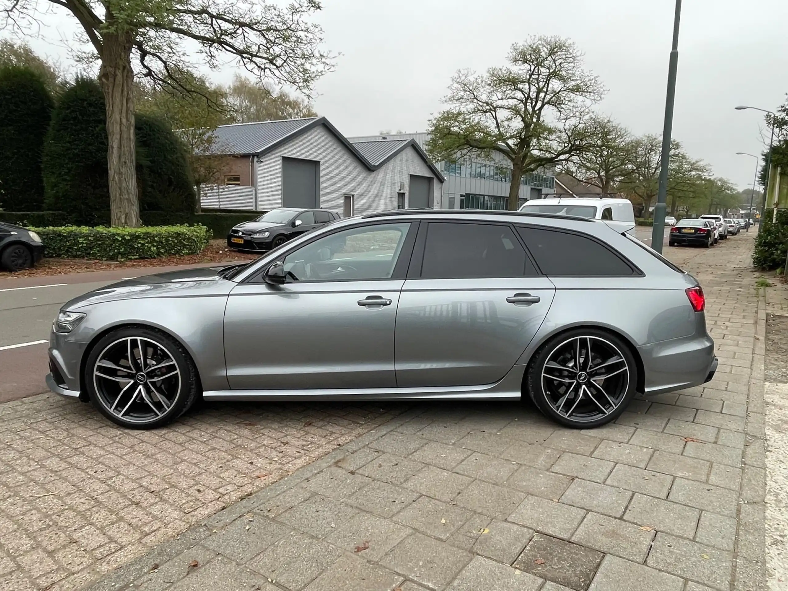 Audi - A6